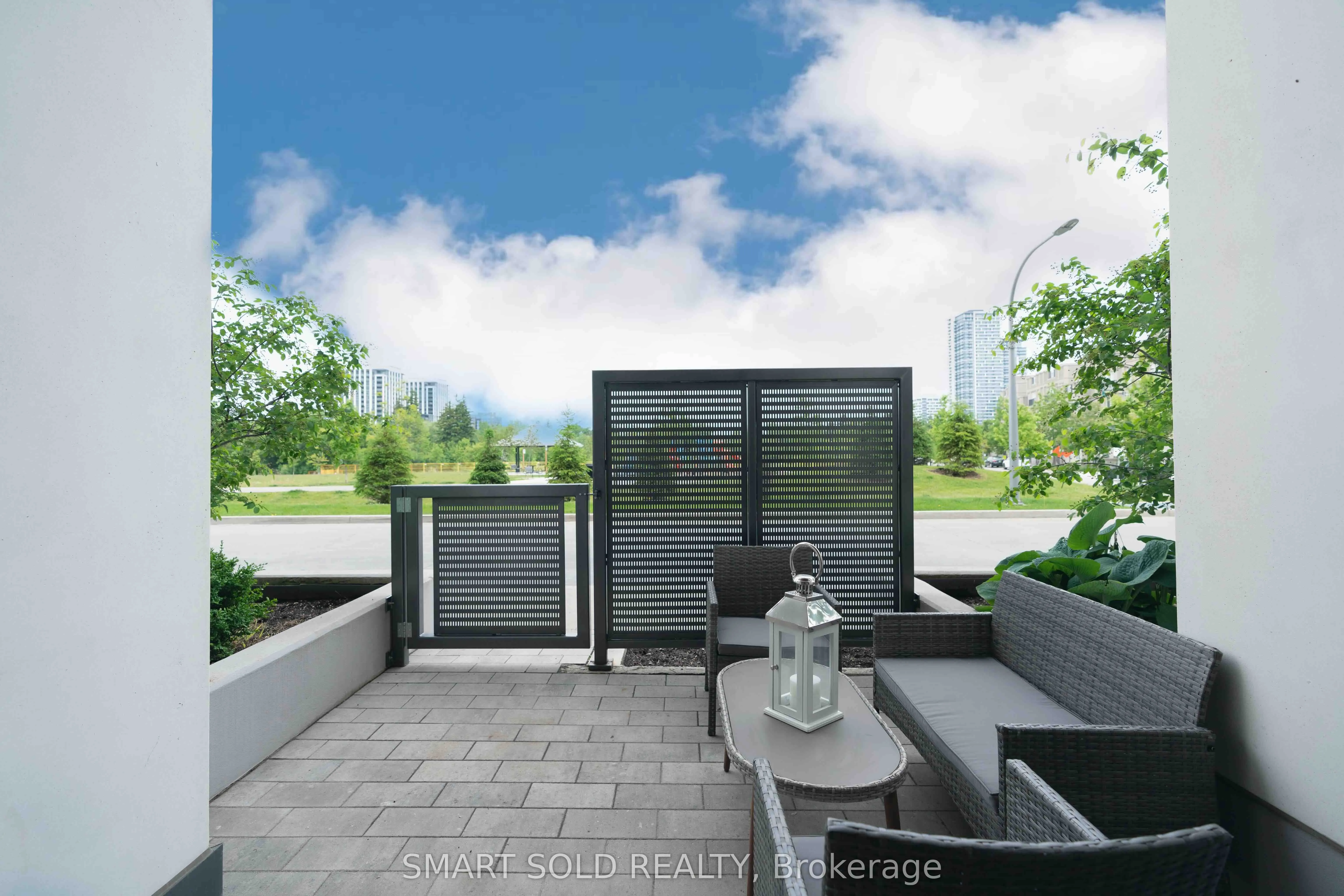 18 Rouge Valley Drive, #103