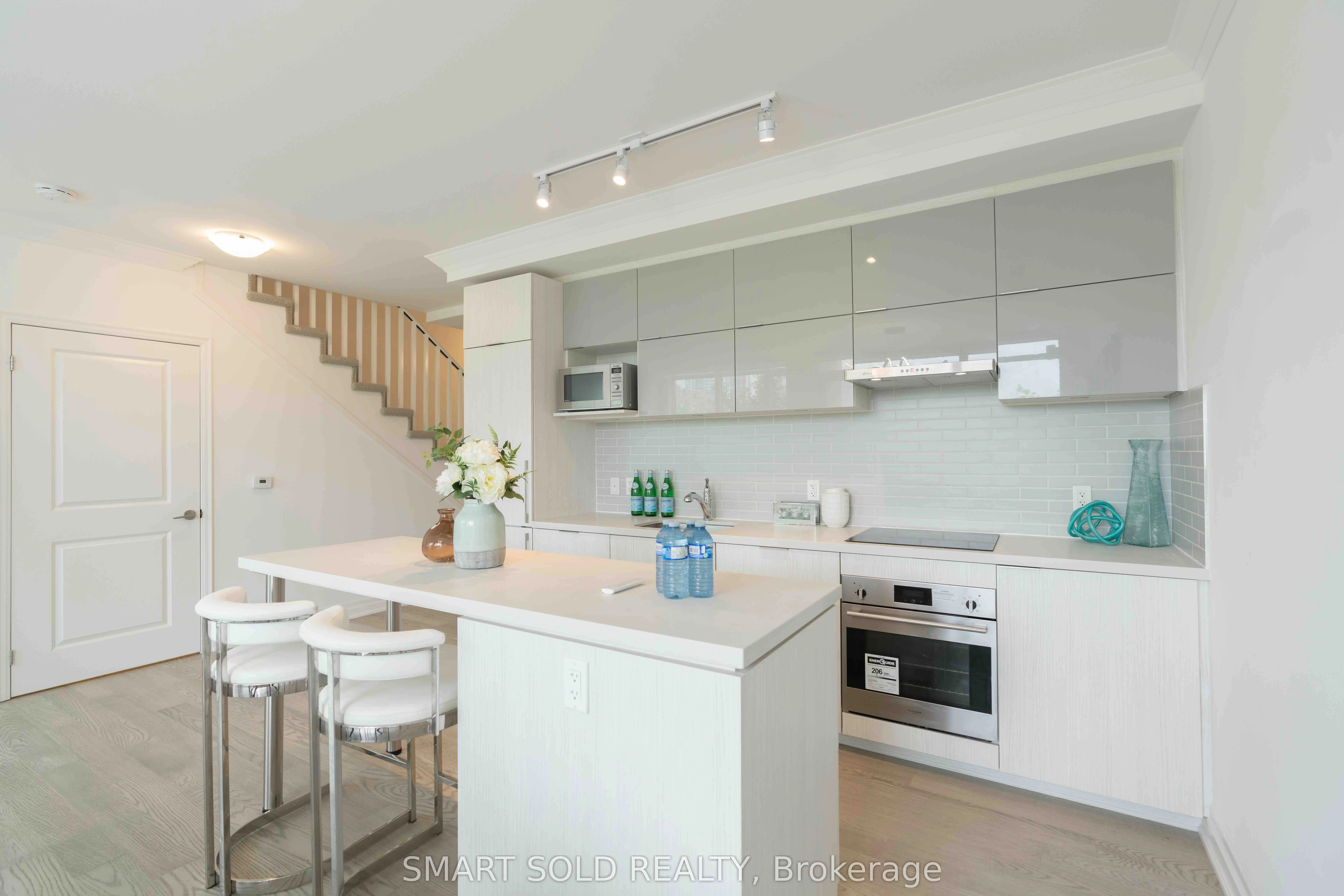 18 Rouge Valley Drive, #103