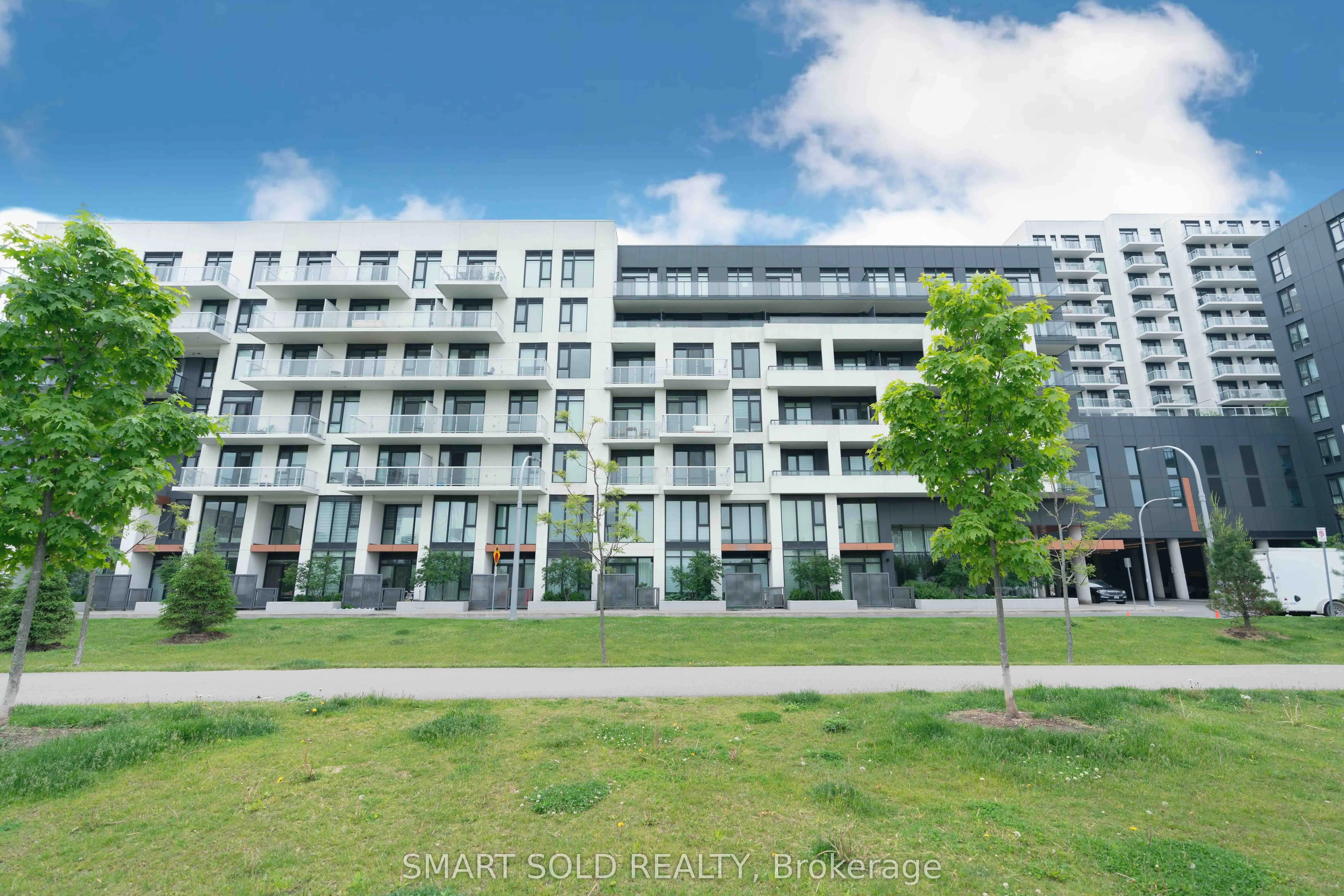 18 Rouge Valley Drive, #103