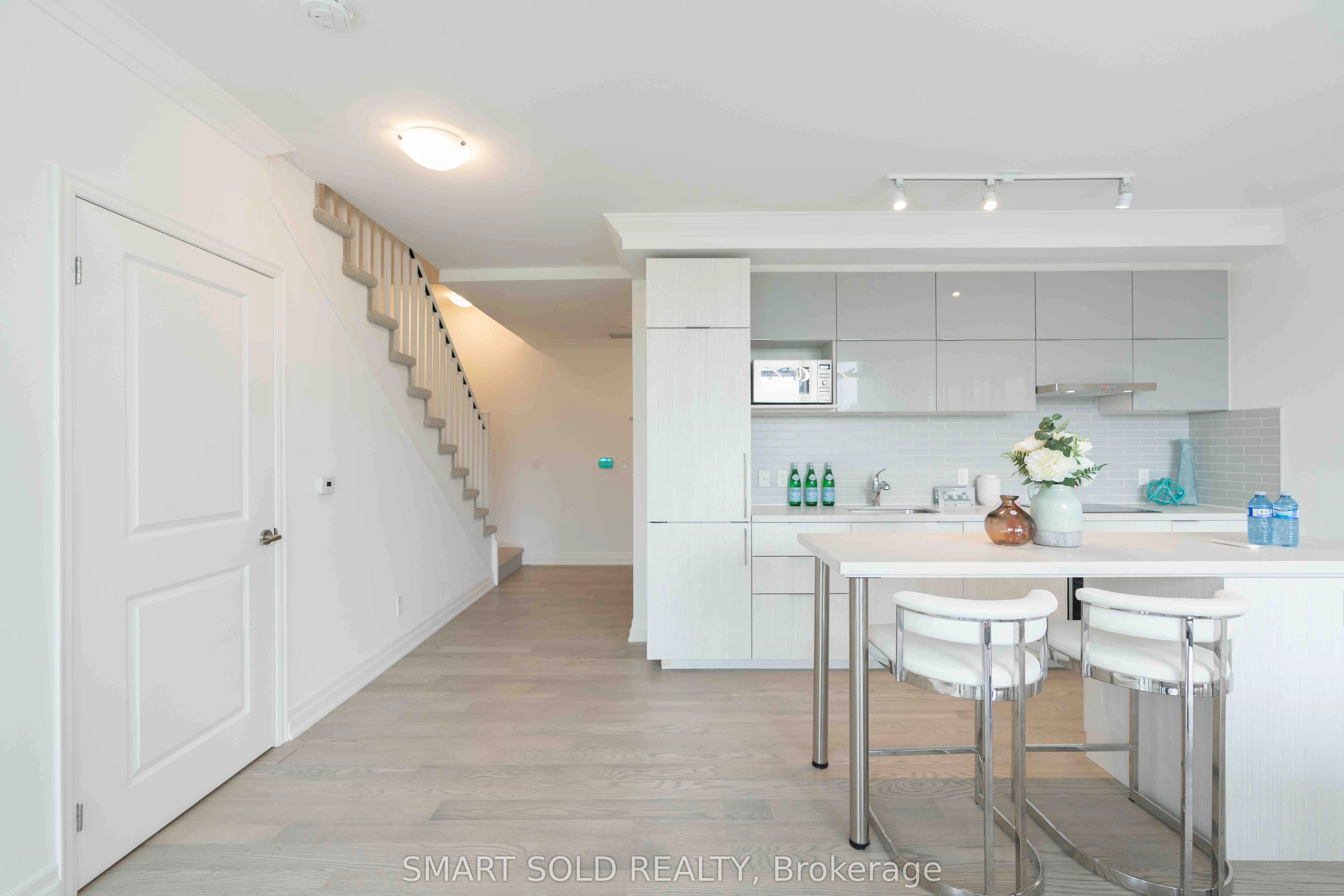 18 Rouge Valley Drive, #103