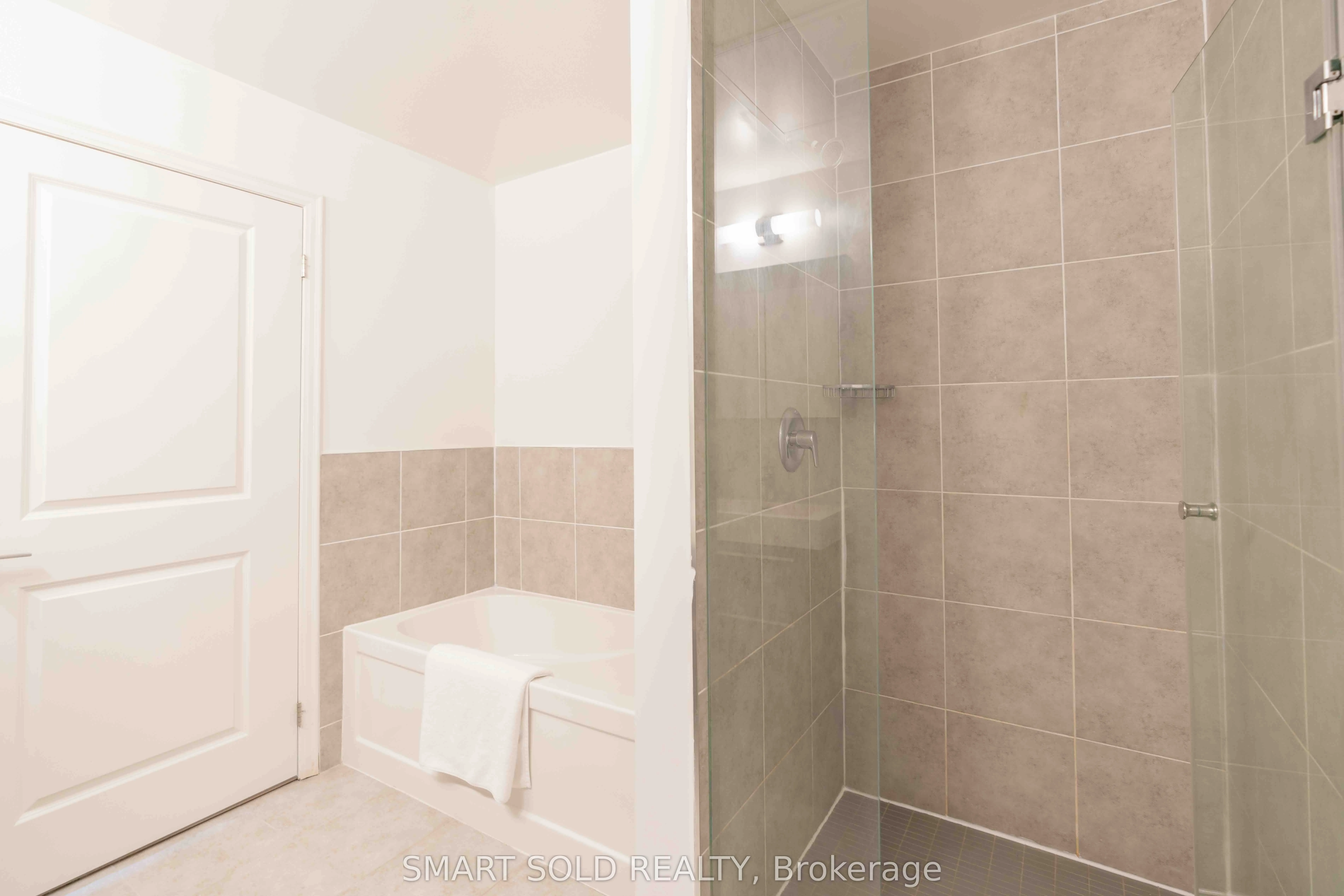 18 Rouge Valley Drive, #103