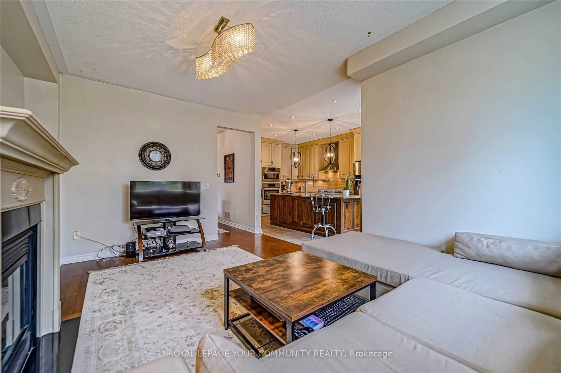 106 Snowy Meadow Avenue