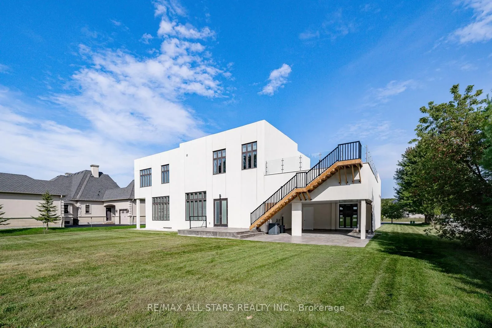 72 Grayfield Drive