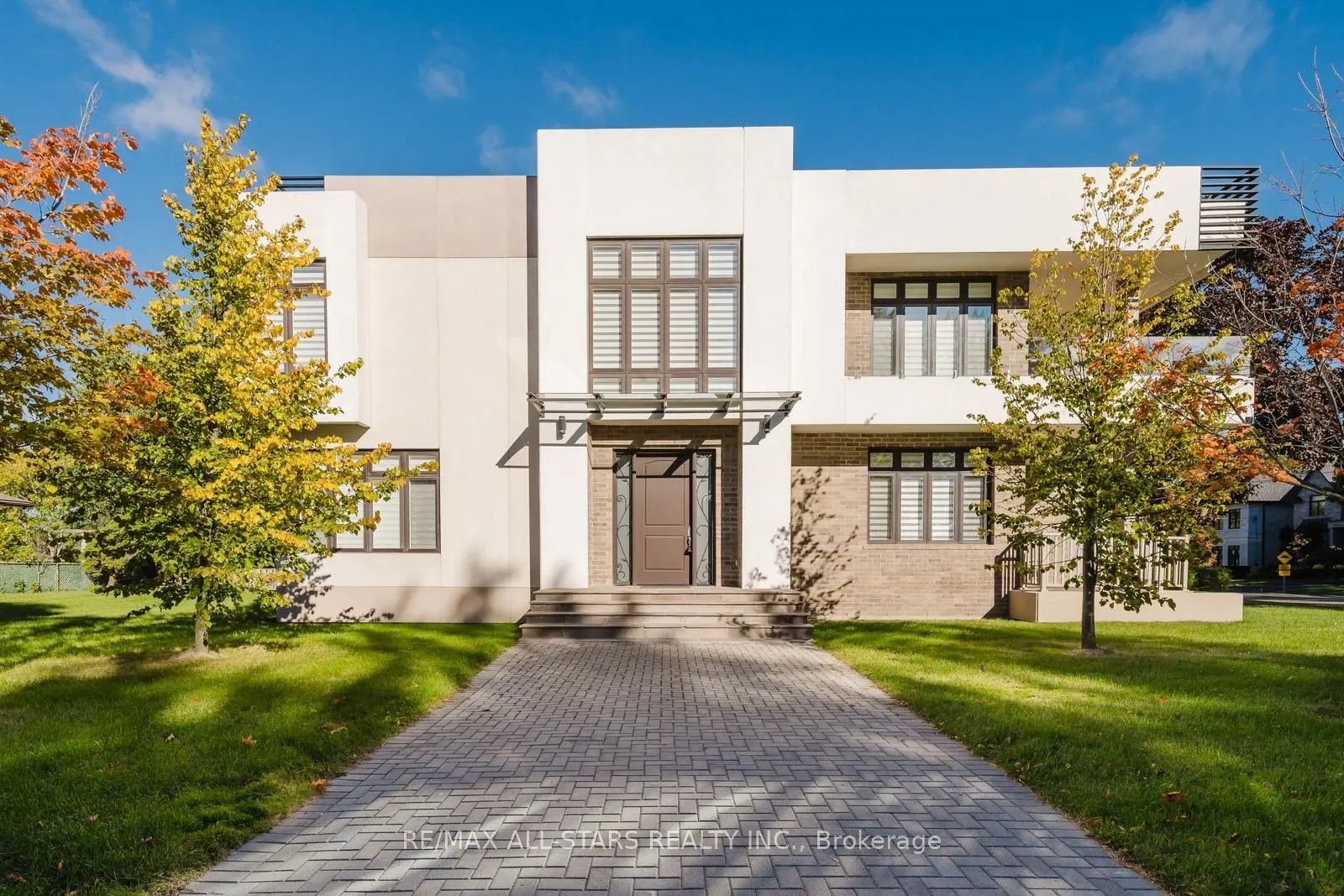 26 Lancer Drive
