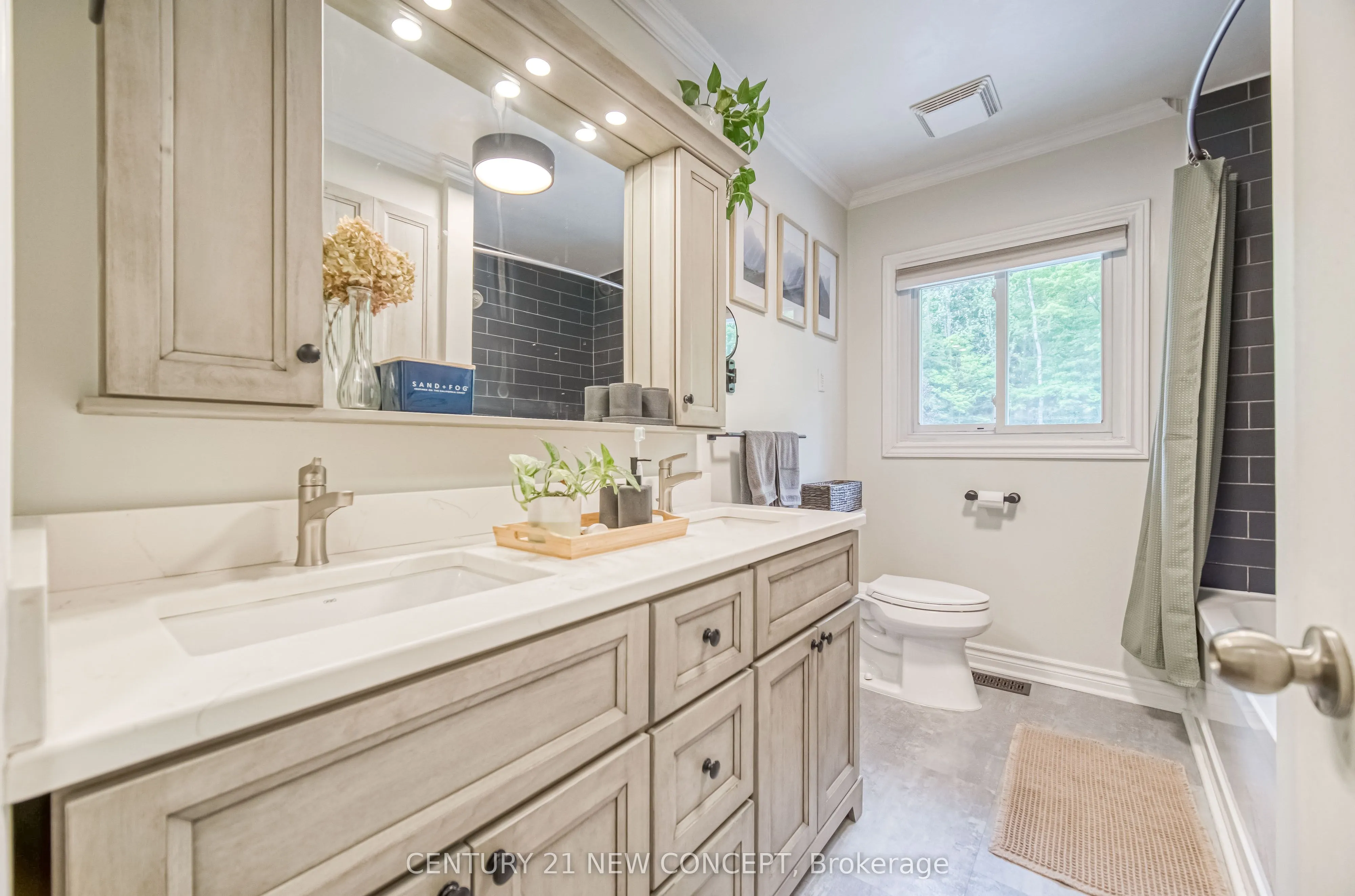 5531 Black River Road