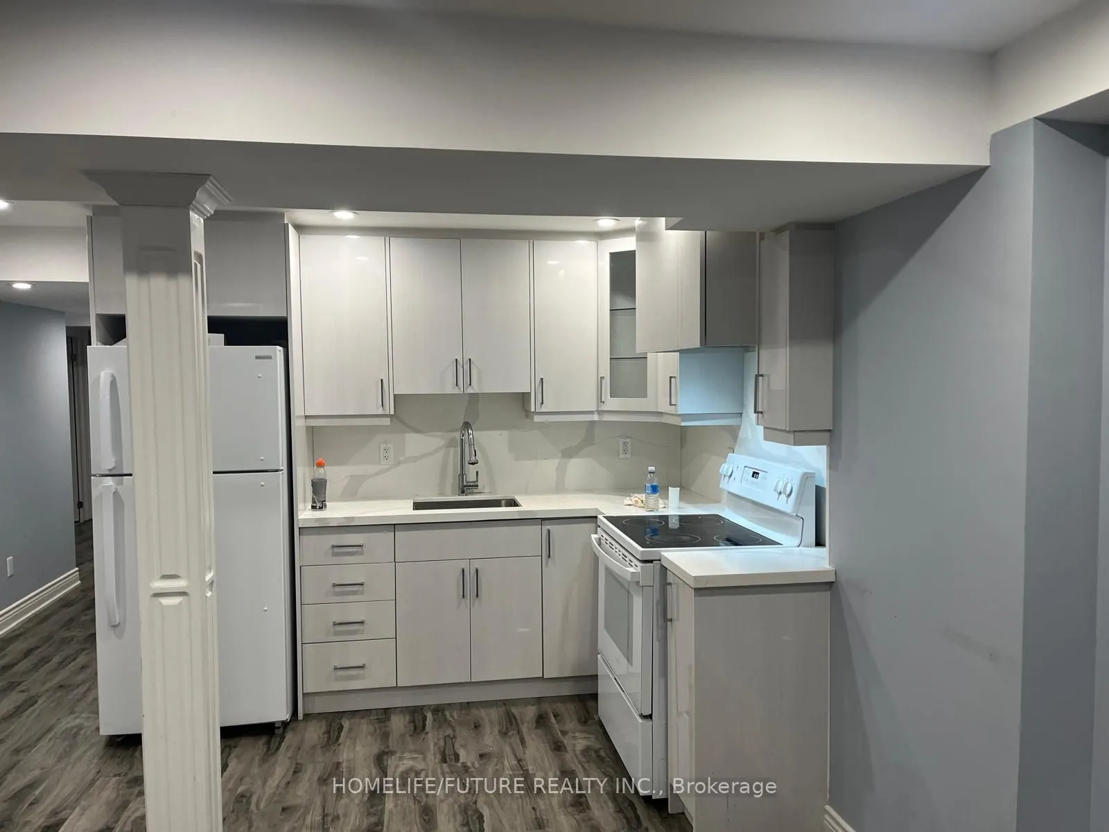 308 Cornell Centre Boulevard, #Main & 2nd