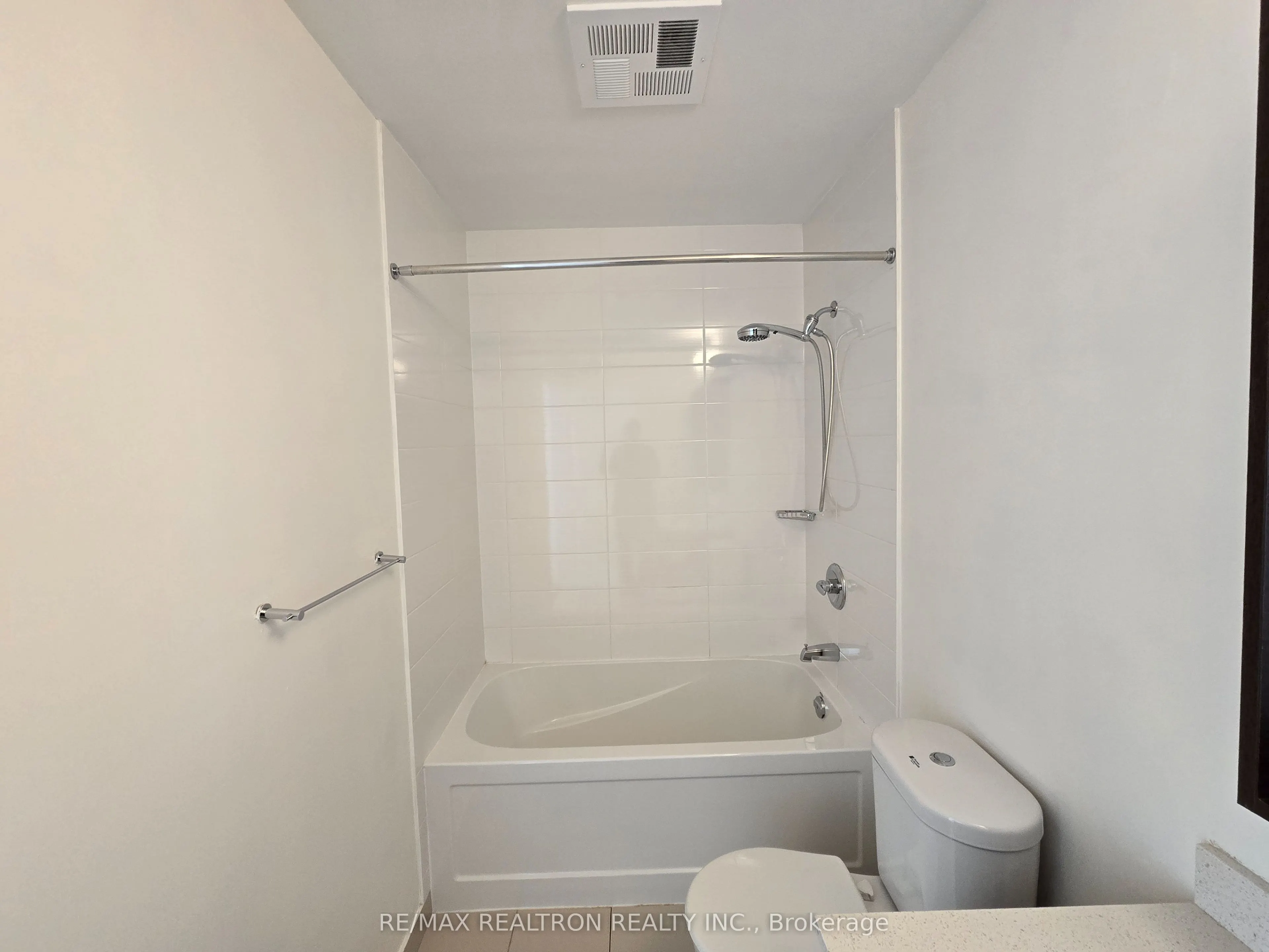 325 South Park Road, #712