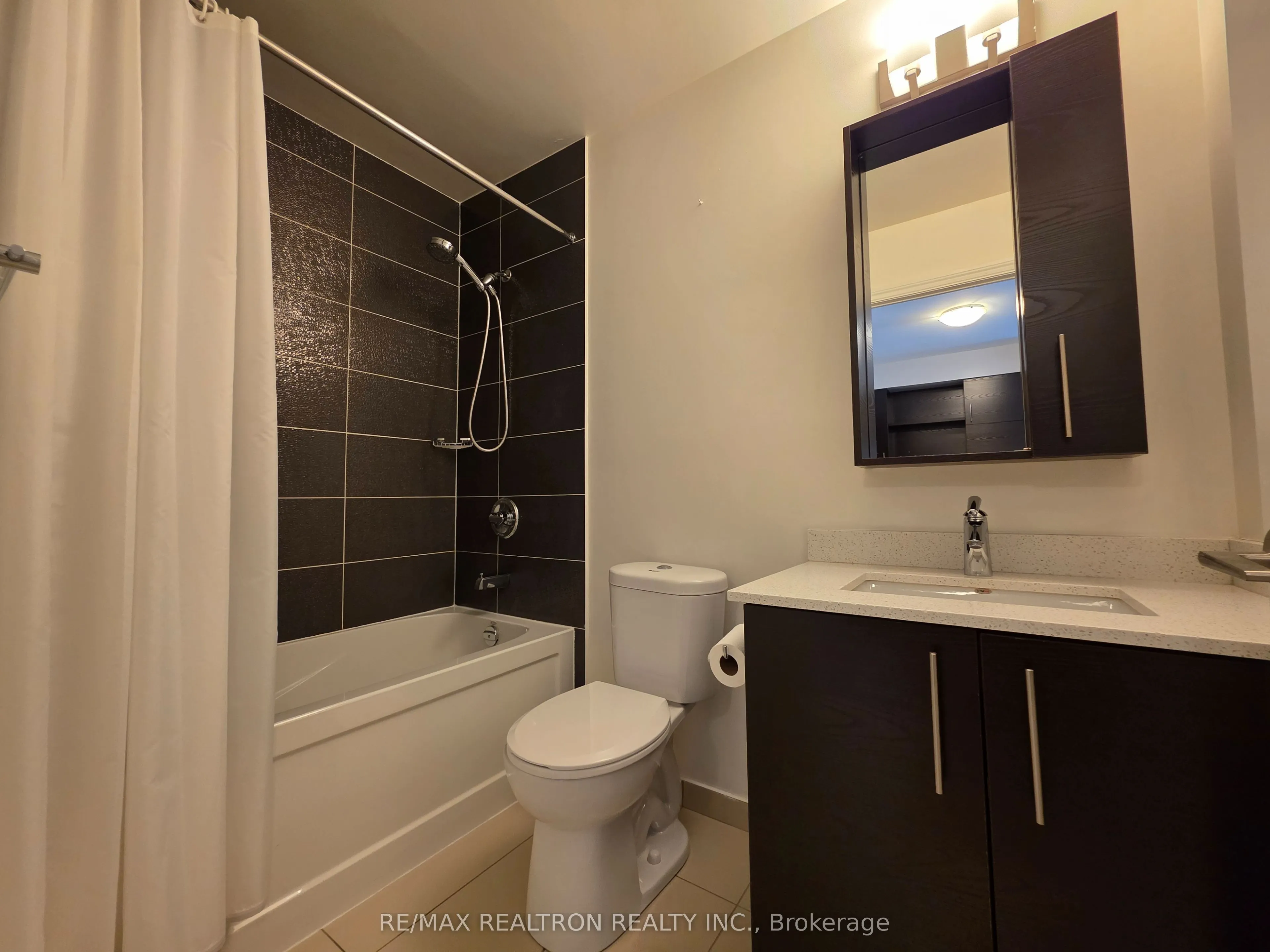 325 South Park Road, #712
