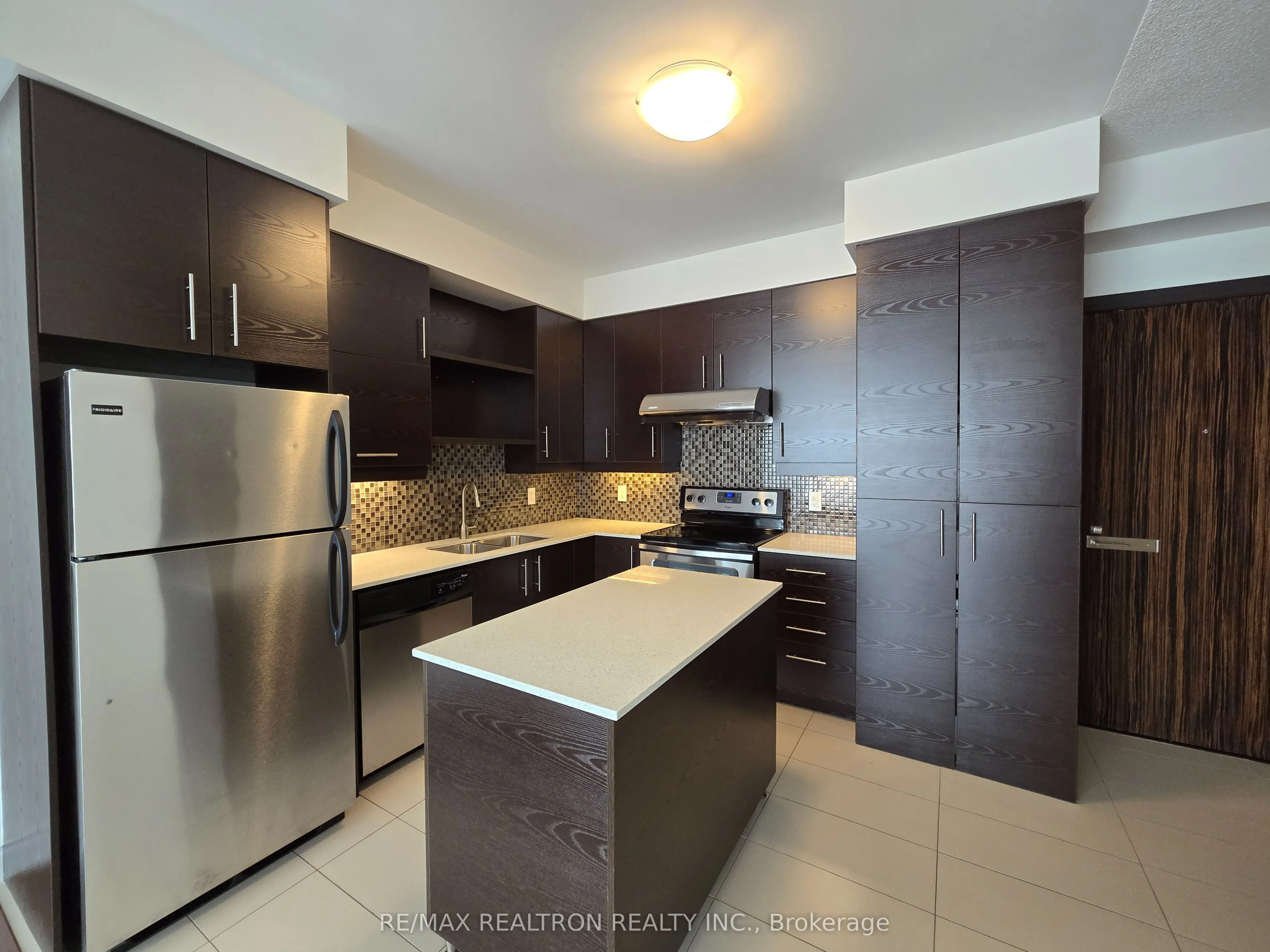 325 South Park Road, #712