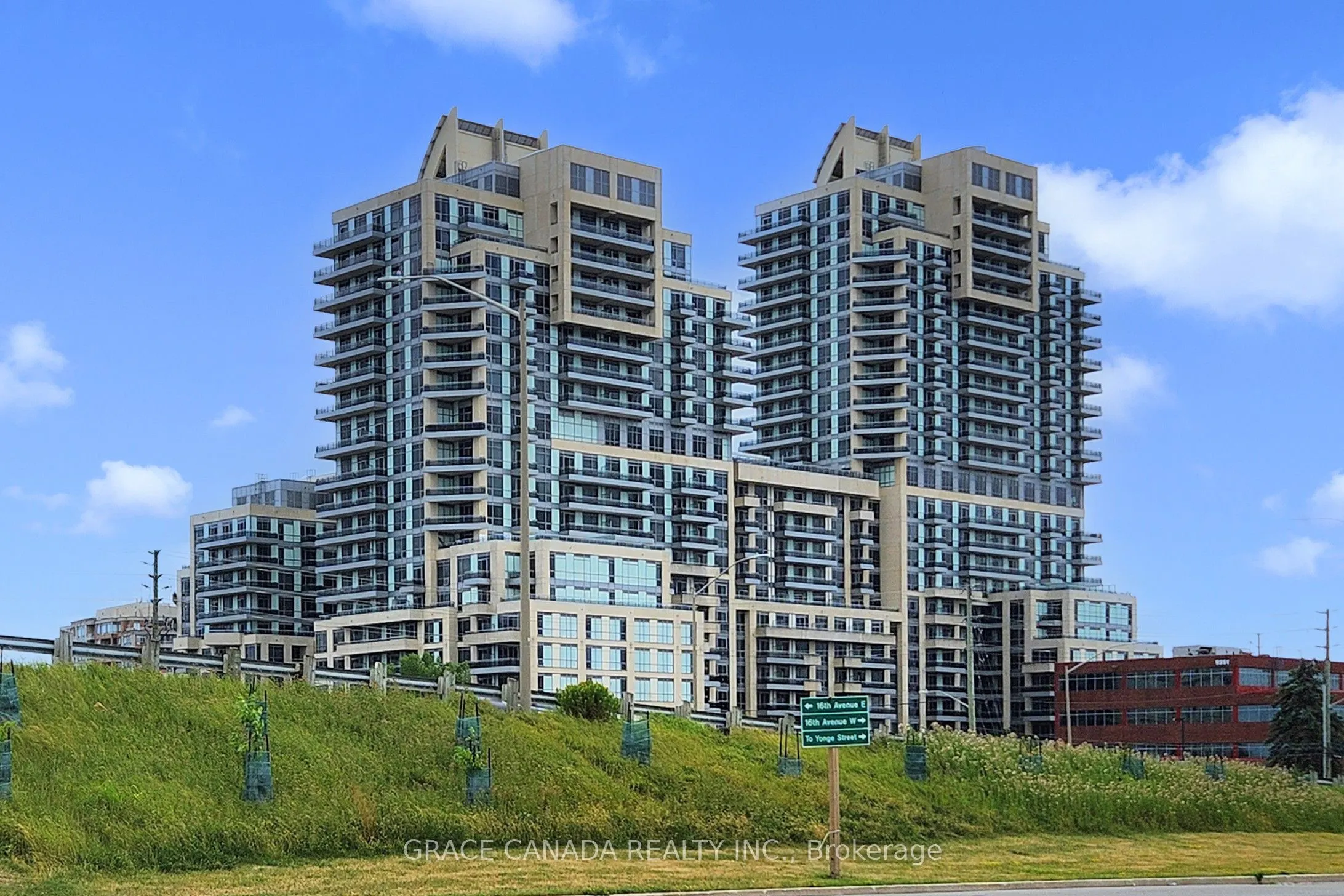 9205 Yonge Street, #409