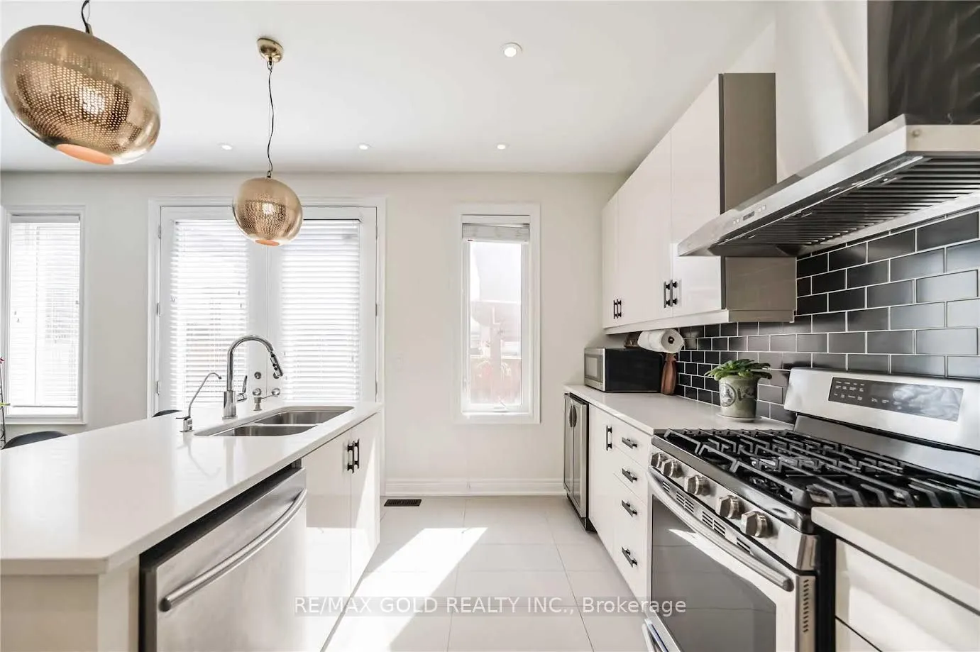 11 William Luck Avenue, #Main