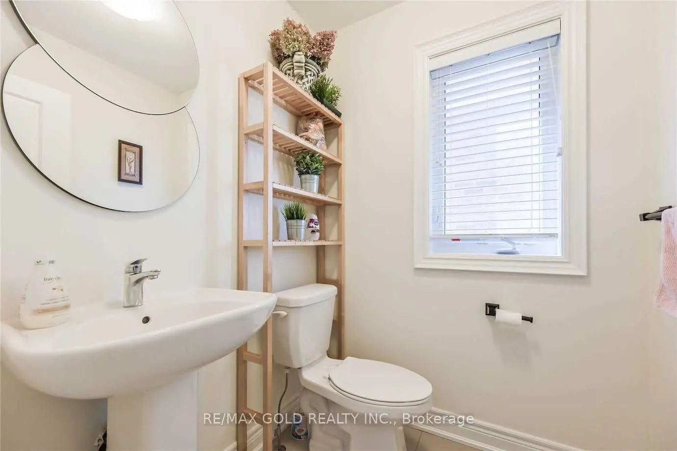 11 William Luck Avenue, #Main