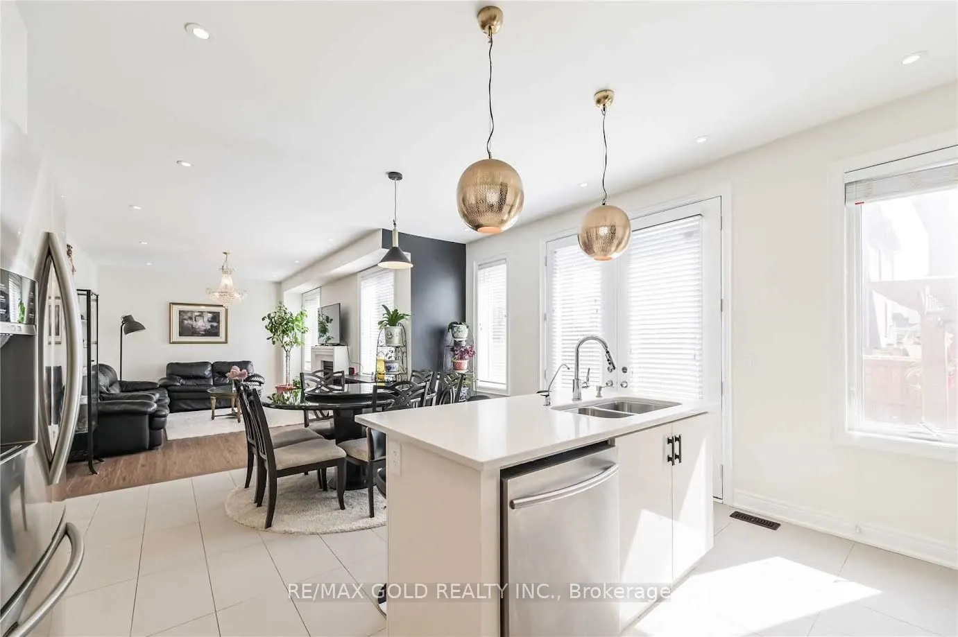 11 William Luck Avenue, #Main