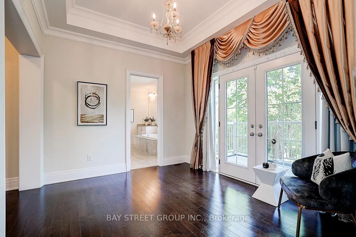 80 LADY JESSICA DR Drive N