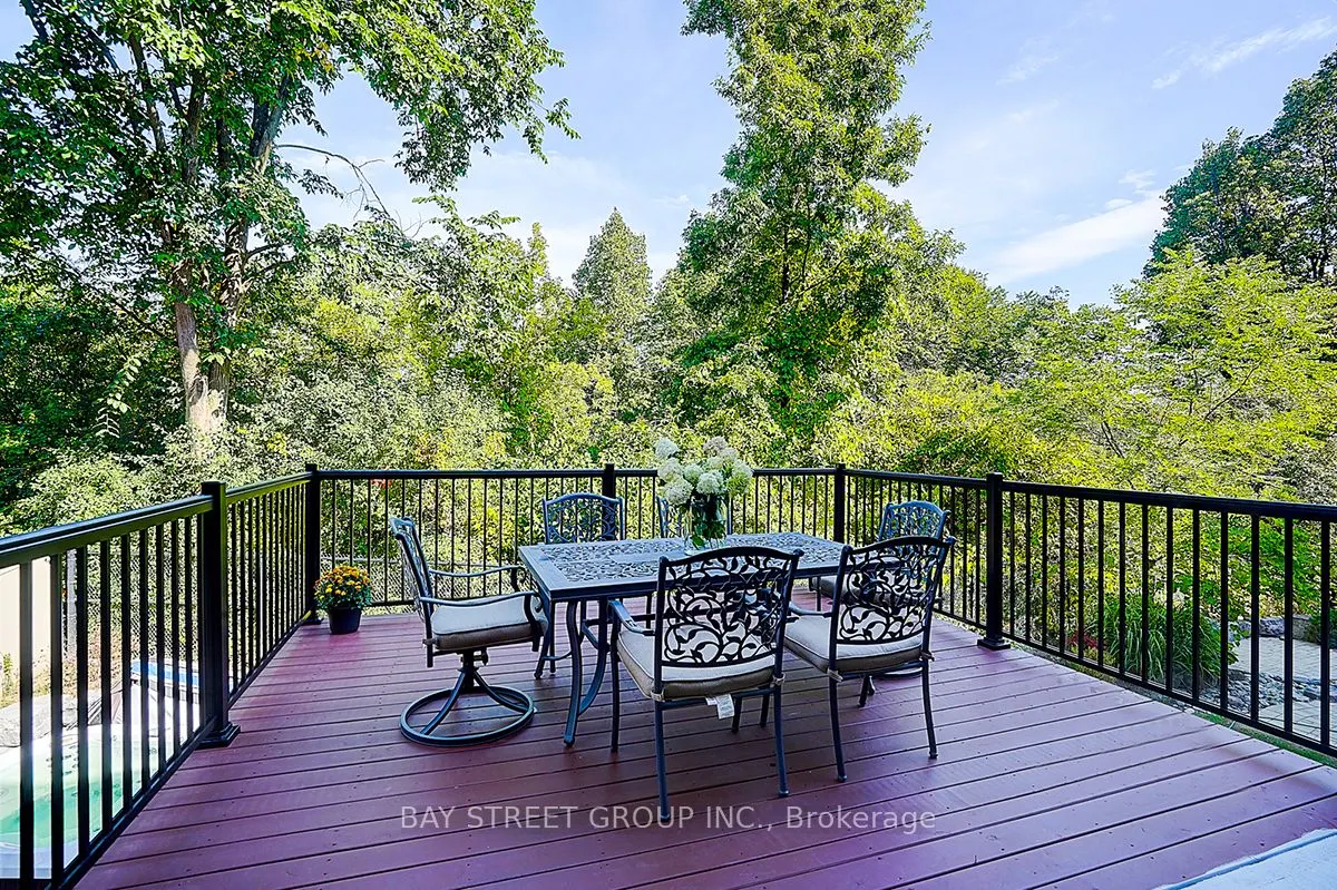 80 LADY JESSICA DR Drive N