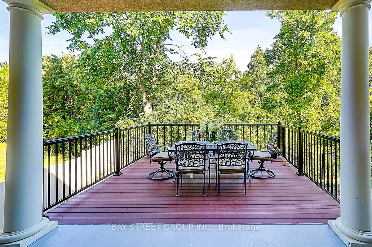 80 LADY JESSICA DR Drive N