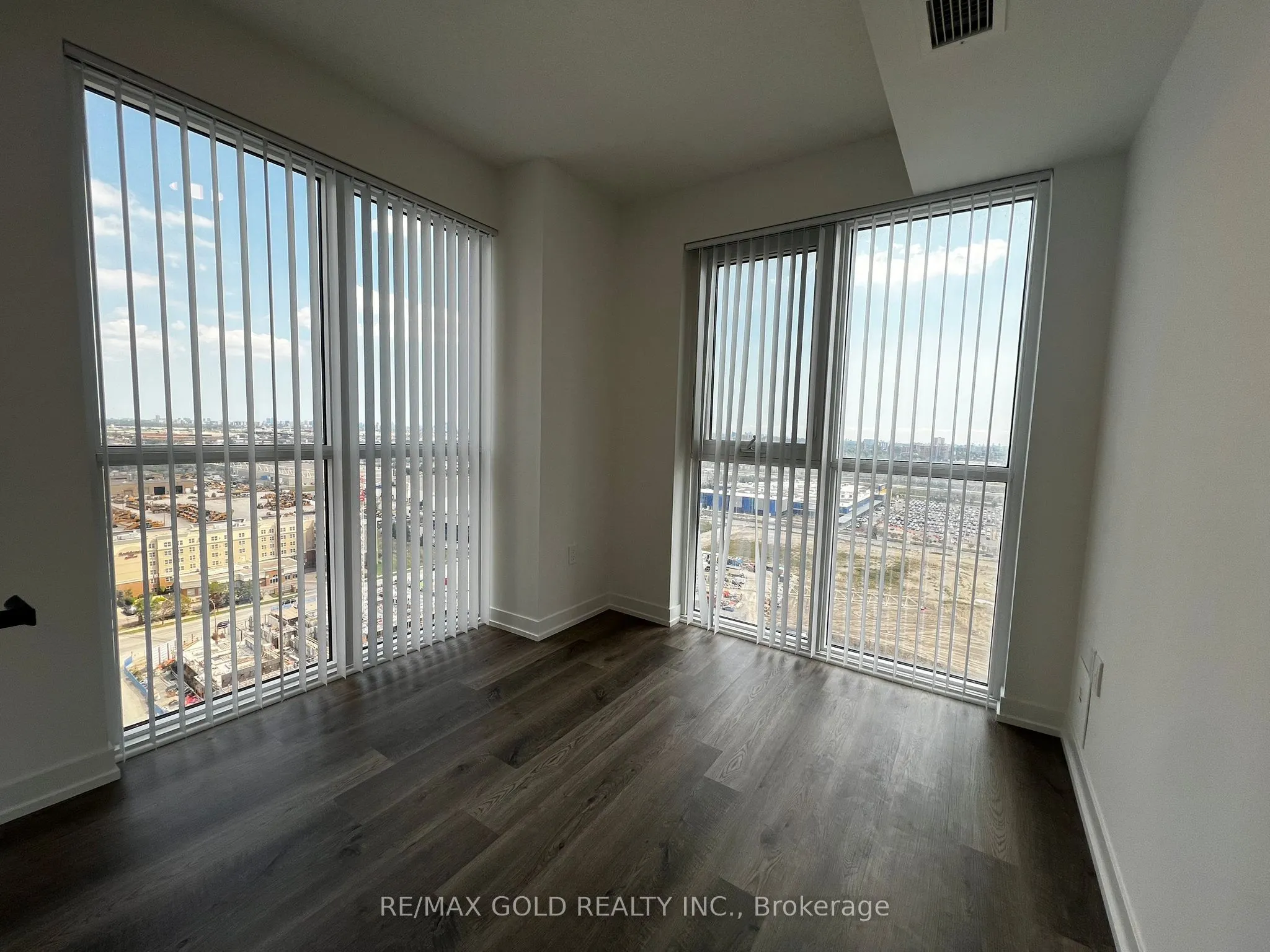 195 Commerce Street, #2303