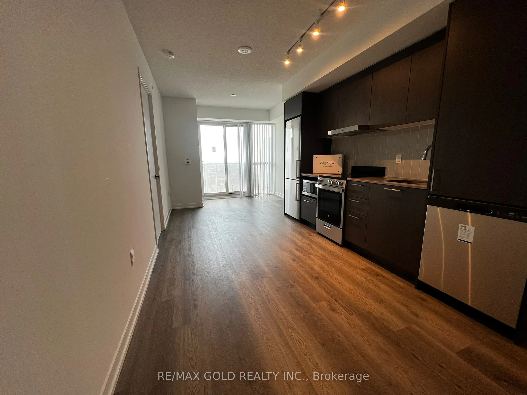 195 Commerce Street, #2303