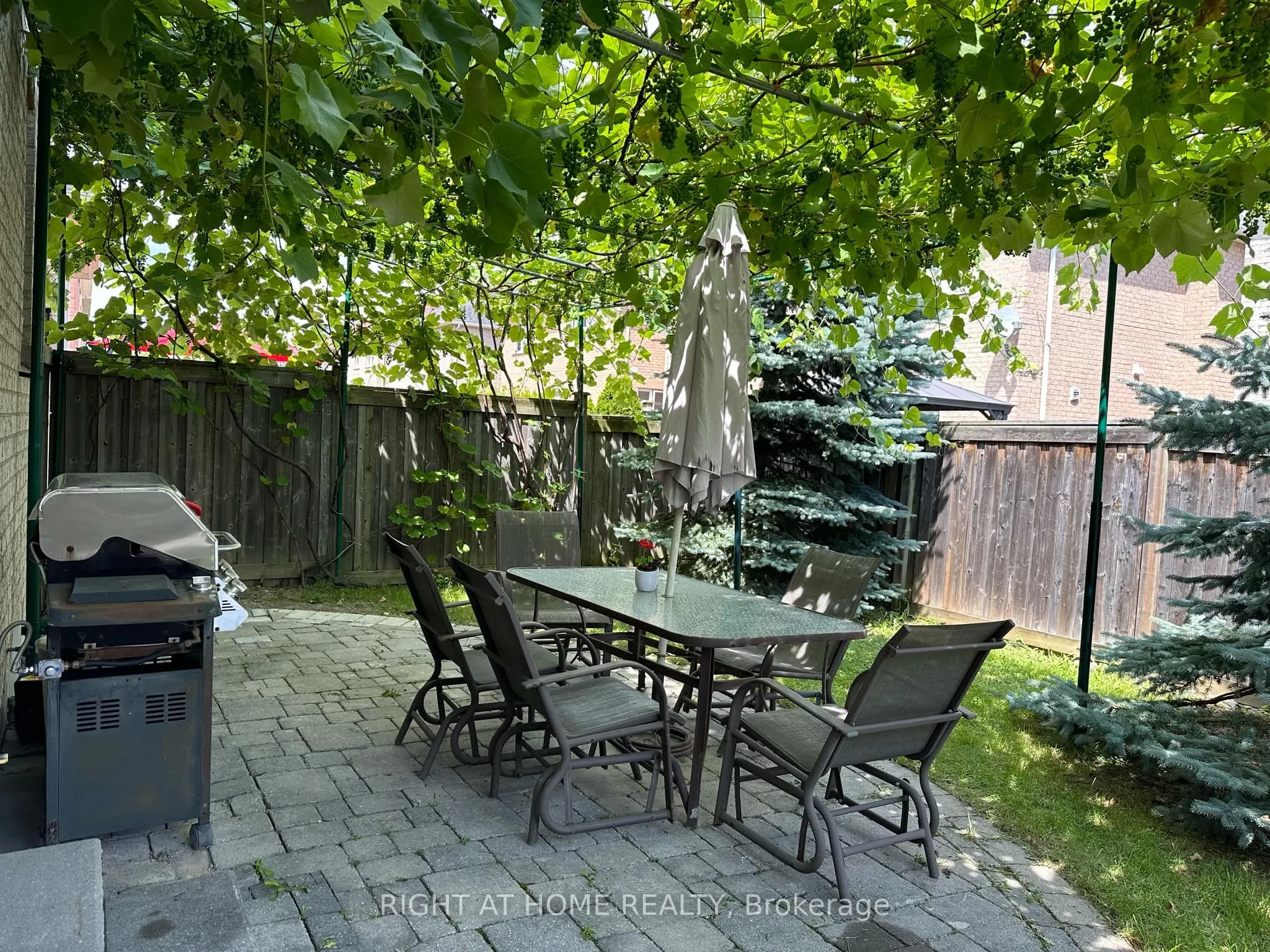 357 Dowson Loop, #(Main)