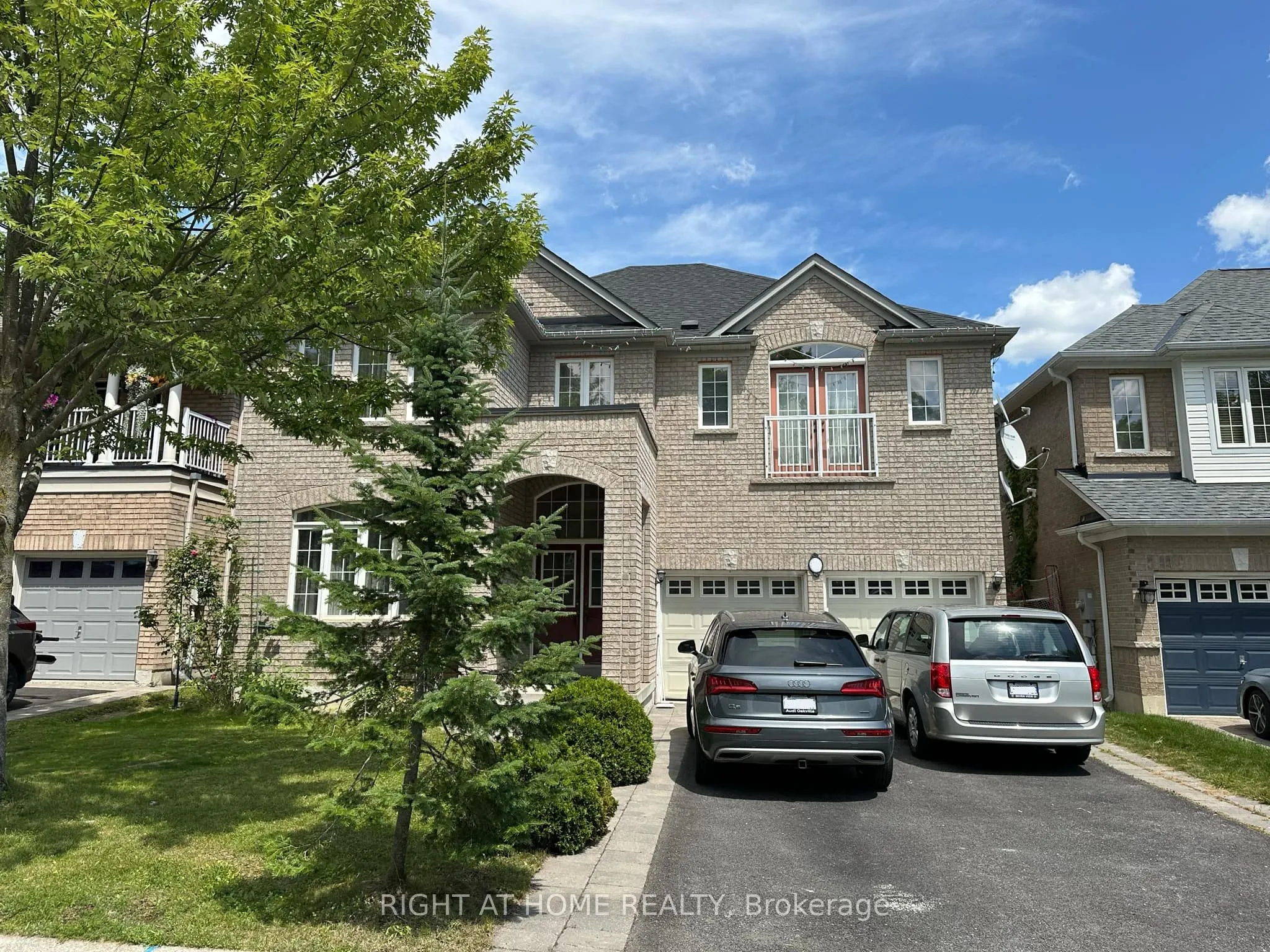 357 Dowson Loop, #(Main)