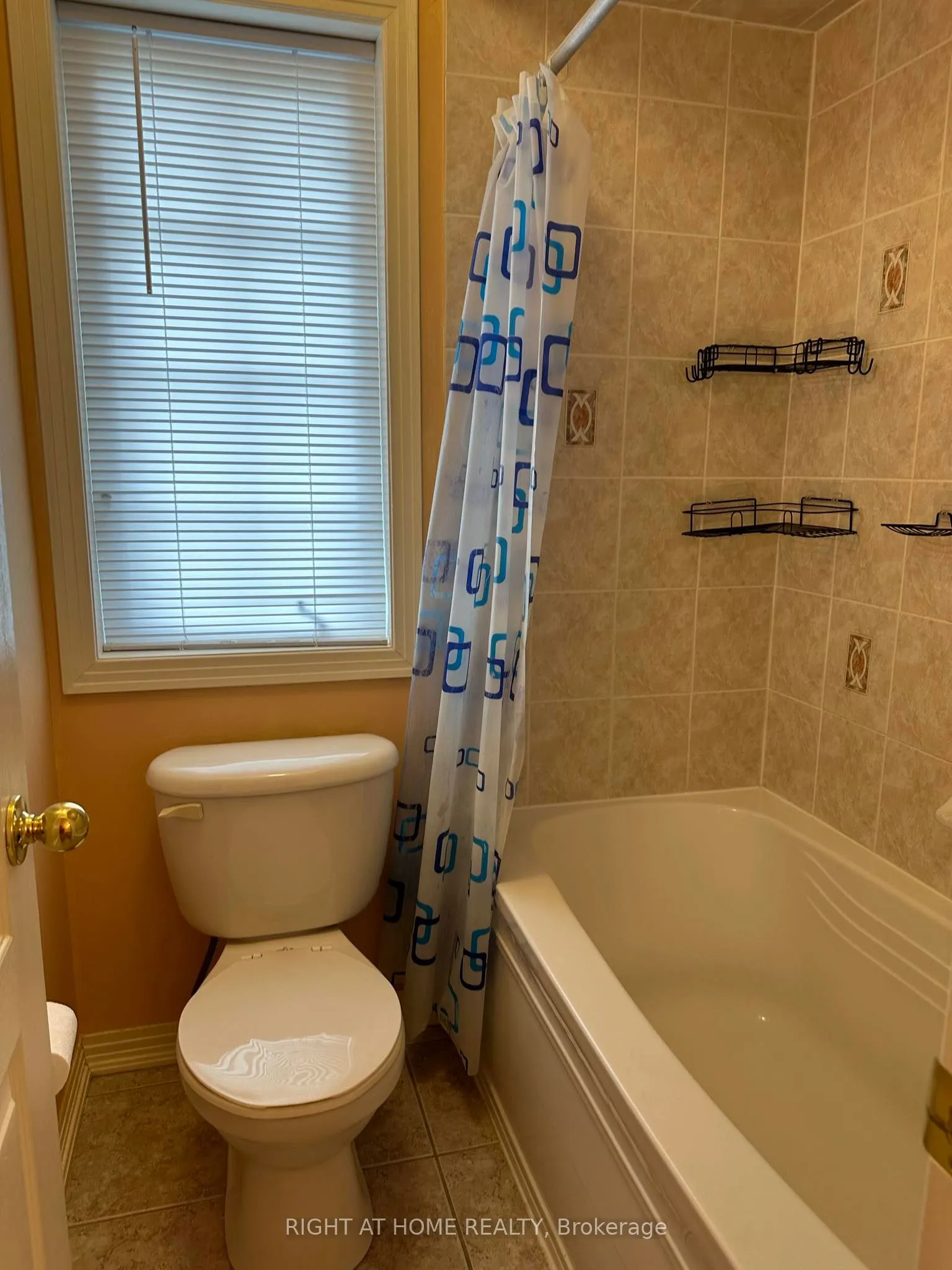 357 Dowson Loop, #(Main)
