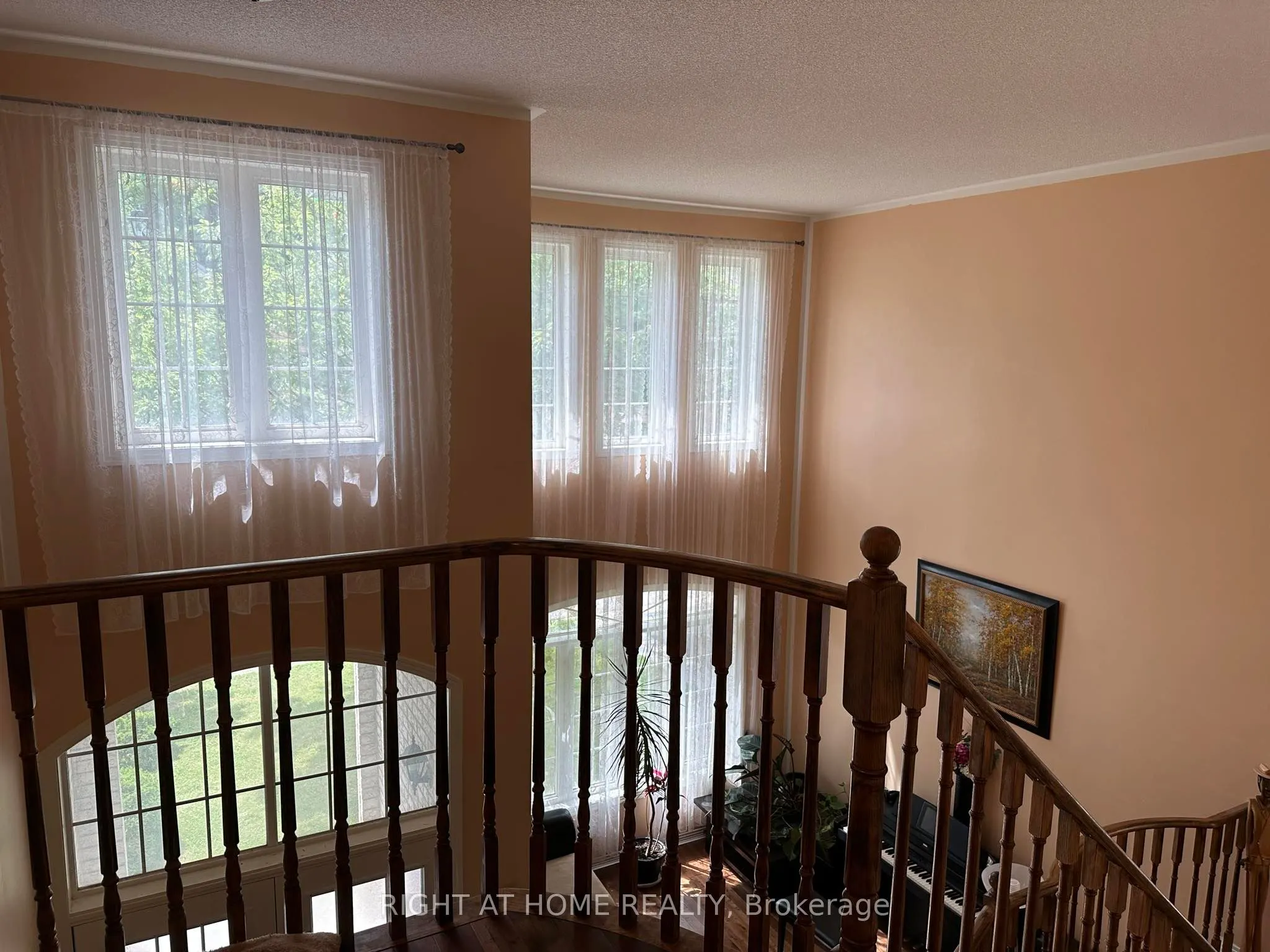 357 Dowson Loop, #(Main)