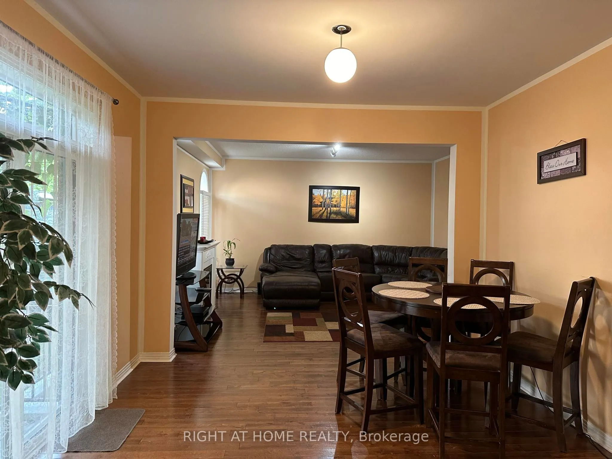 357 Dowson Loop, #(Main)