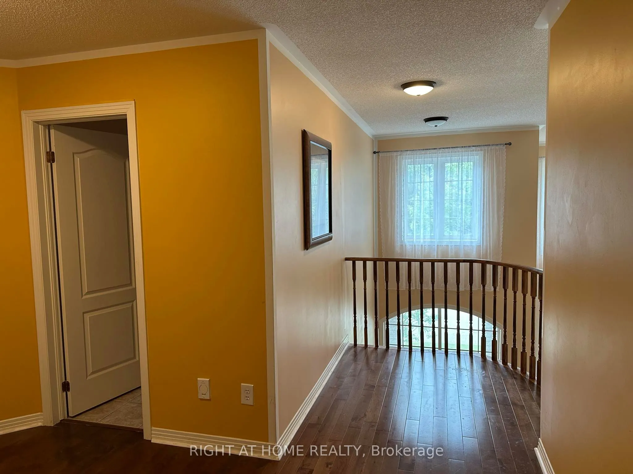 357 Dowson Loop, #(Main)