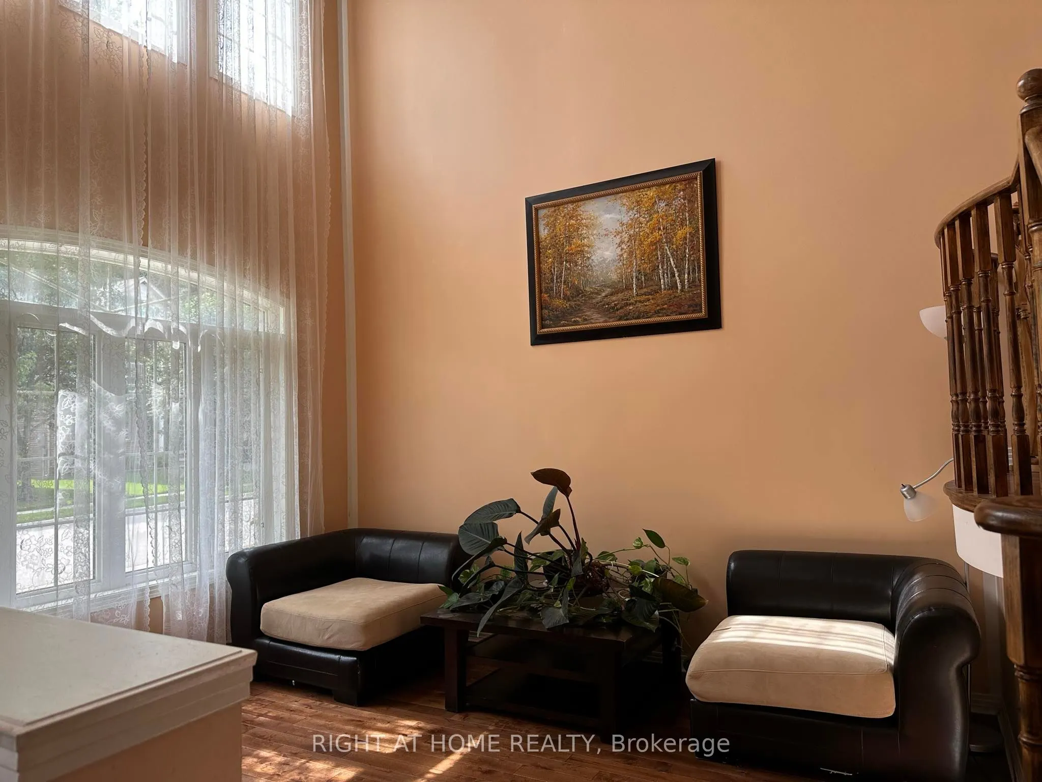 357 Dowson Loop, #(Main)