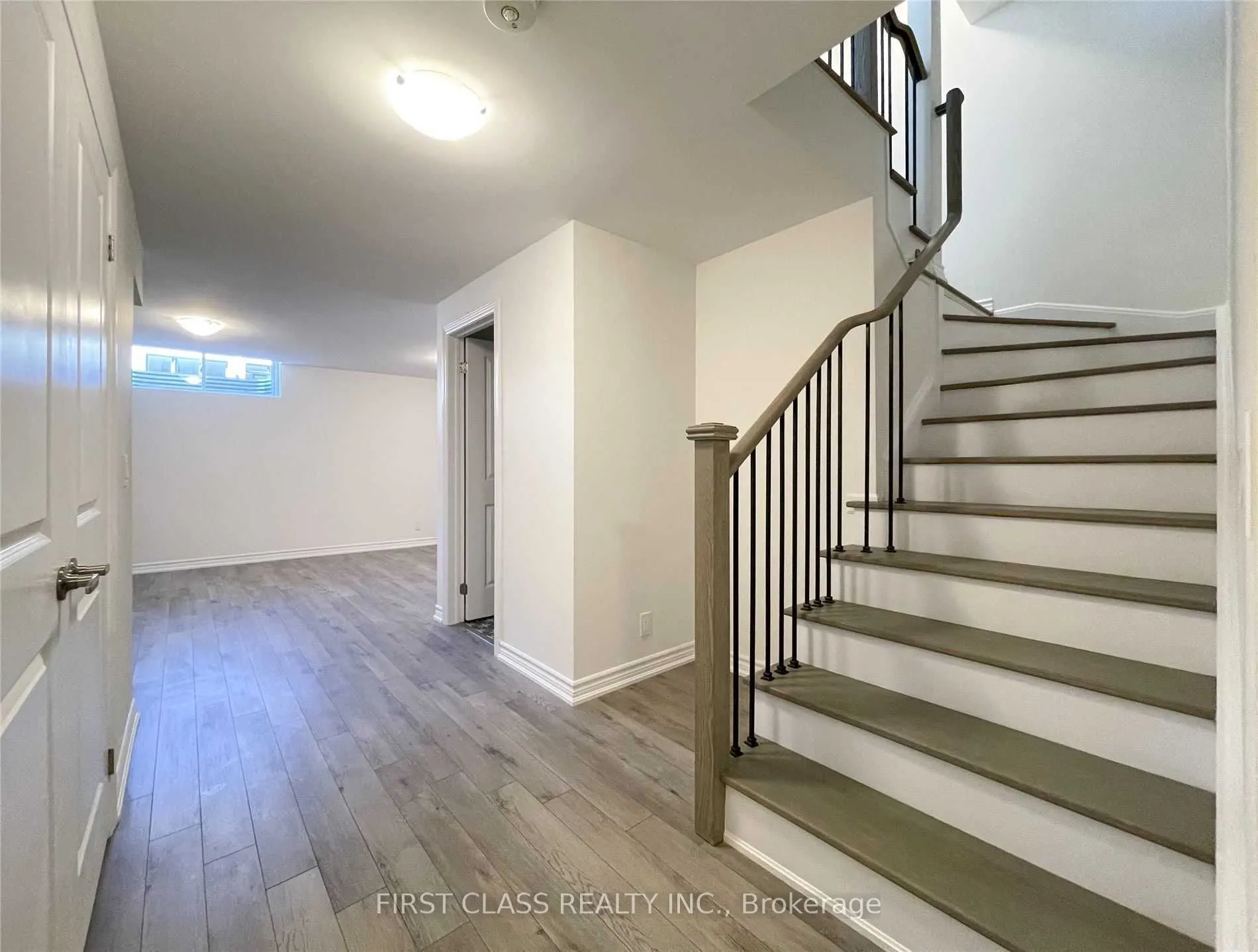 24 Jessica Antonella Street