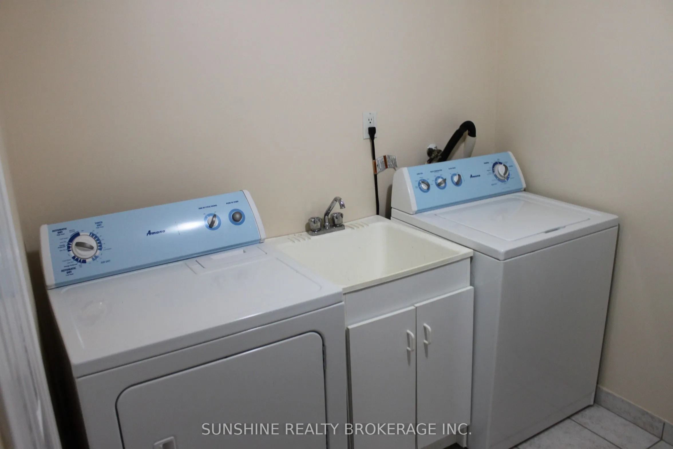 34 Coldstream Crescent, #Unit 02