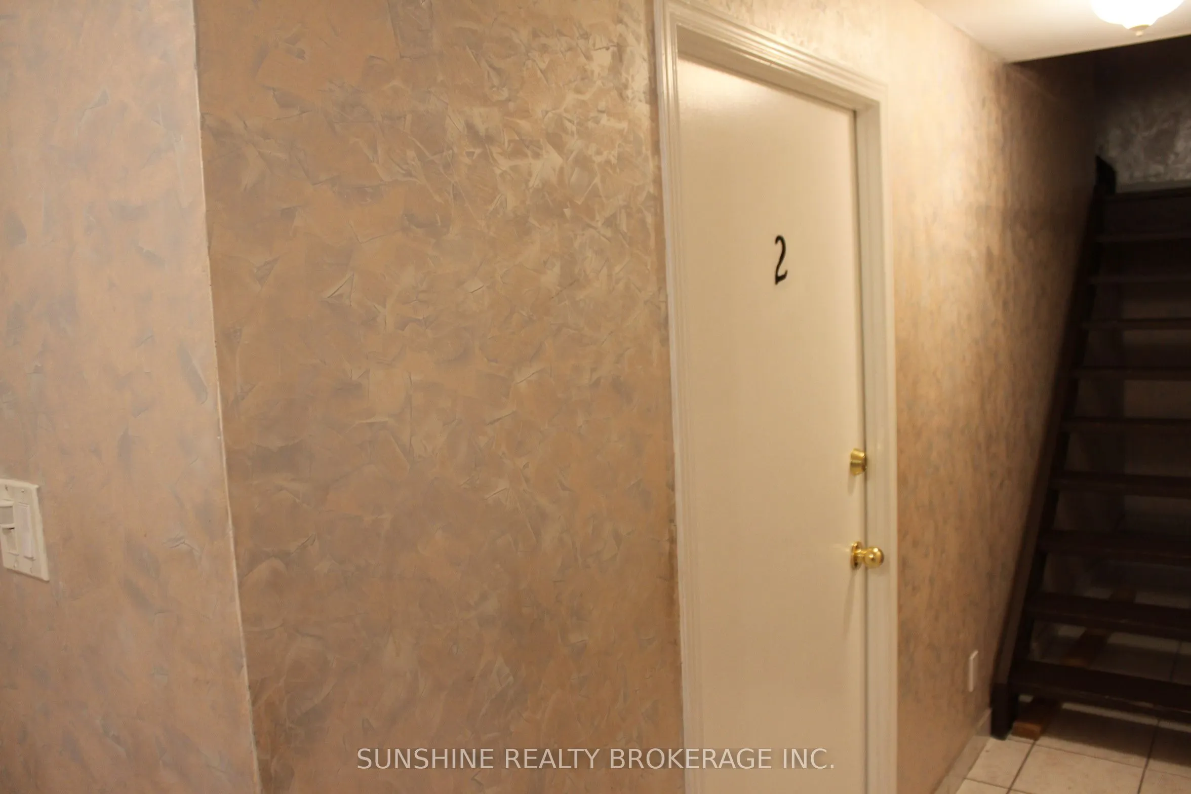 34 Coldstream Crescent, #Unit 02