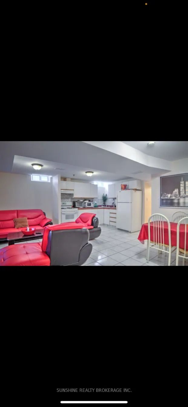 34 Coldstream Crescent, #Unit 02