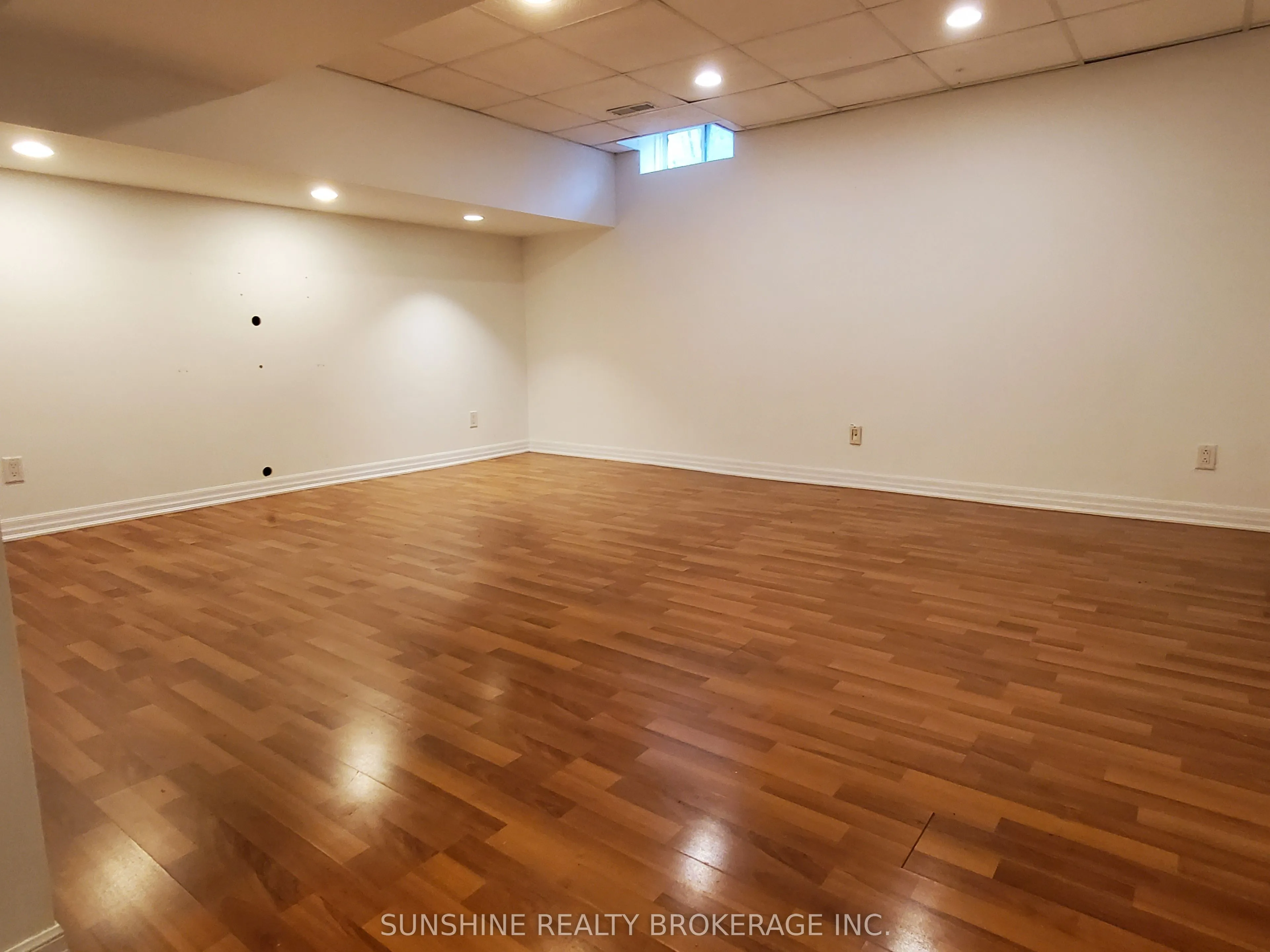 142 Laurelhurst Crescent