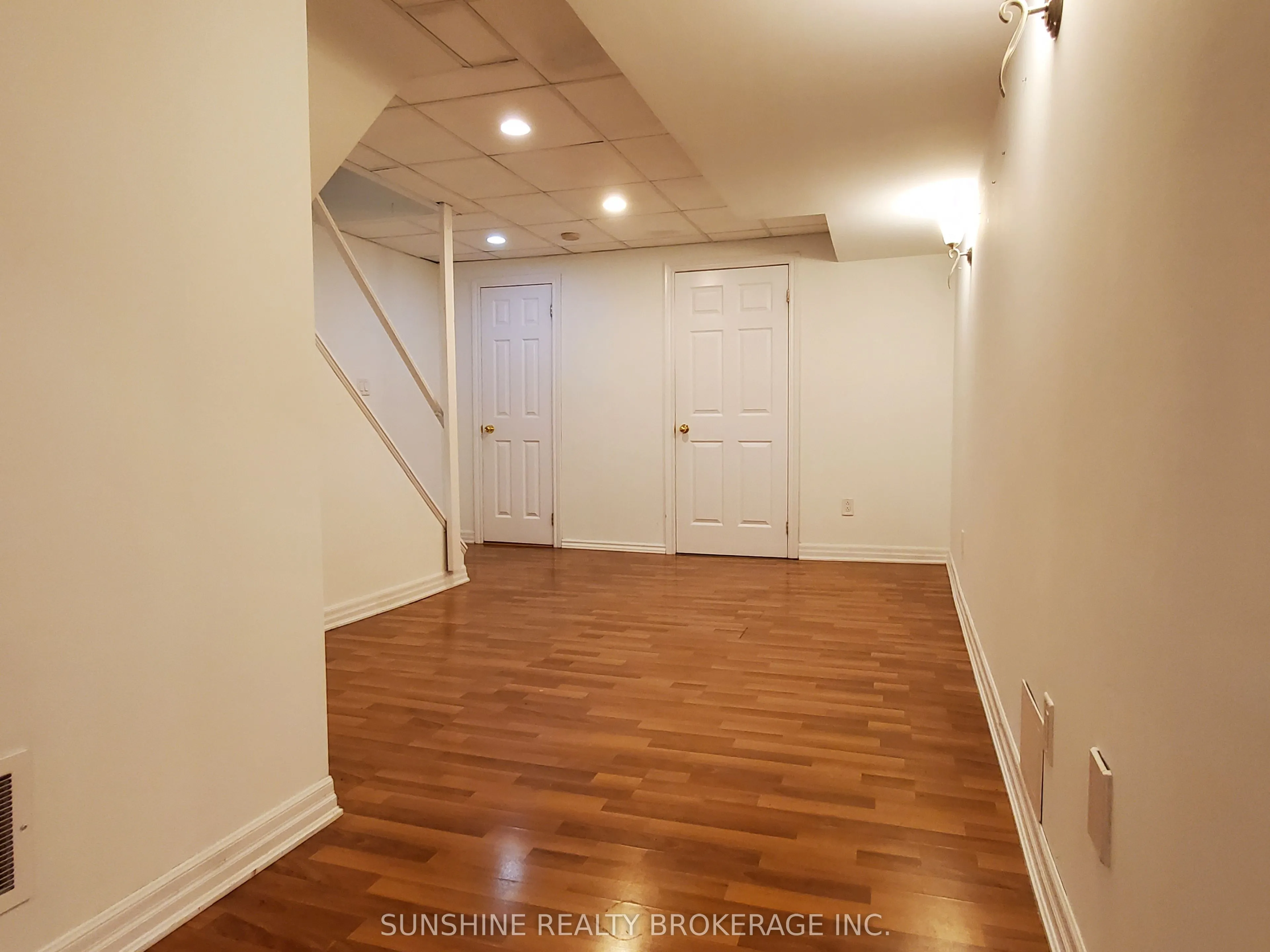 142 Laurelhurst Crescent