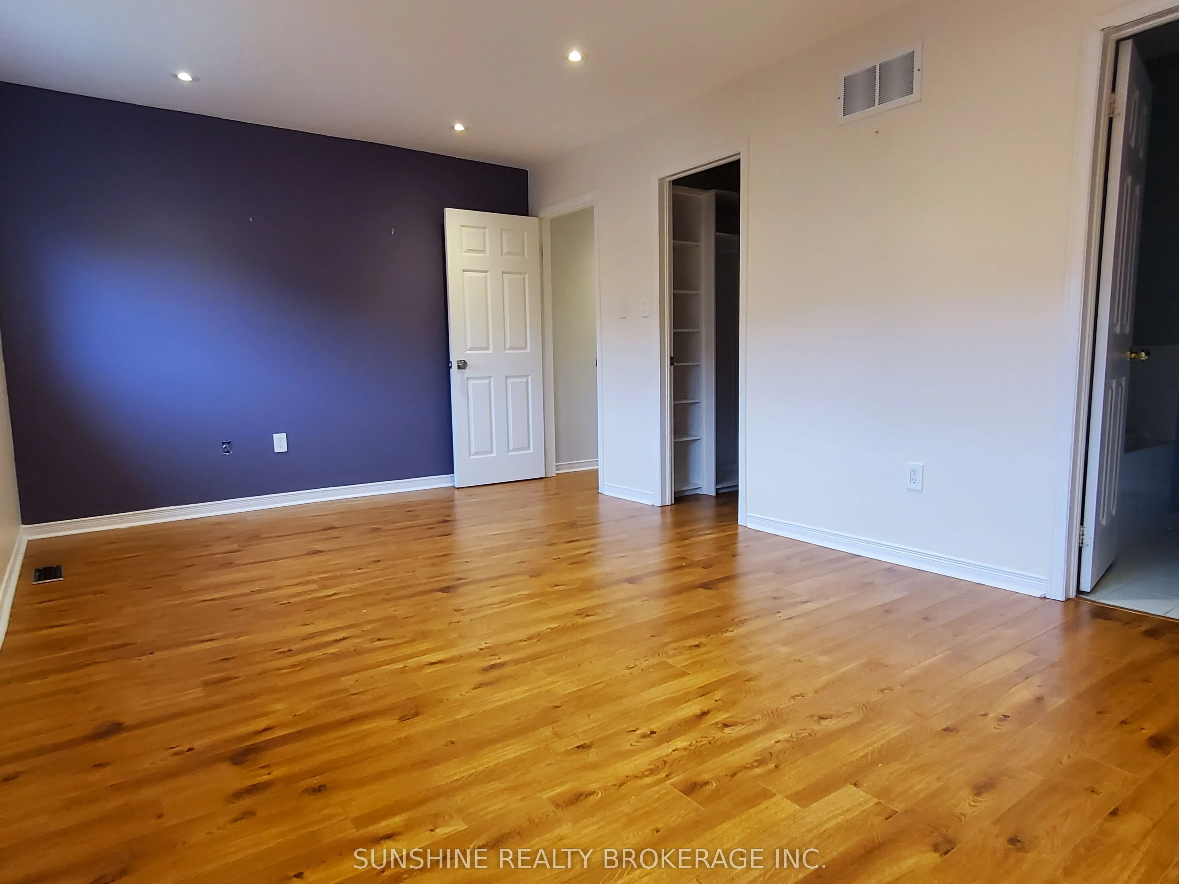142 Laurelhurst Crescent