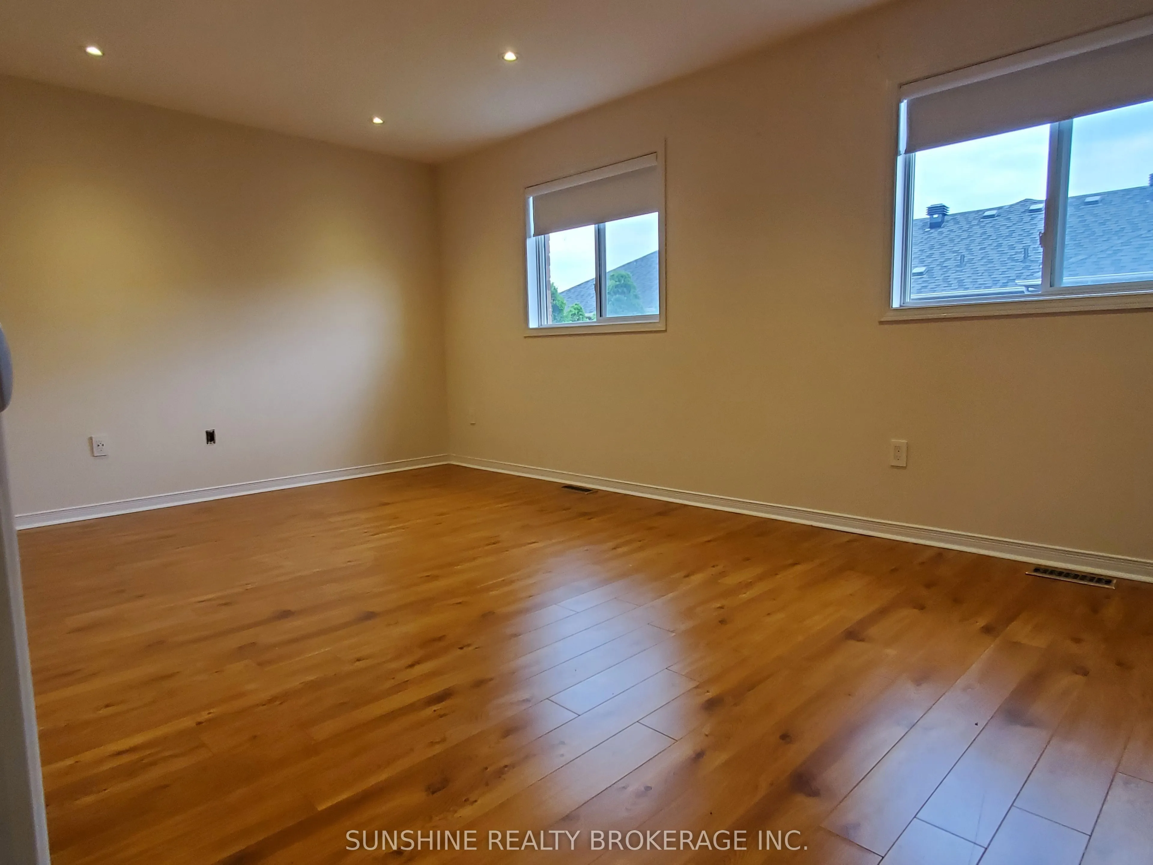 142 Laurelhurst Crescent