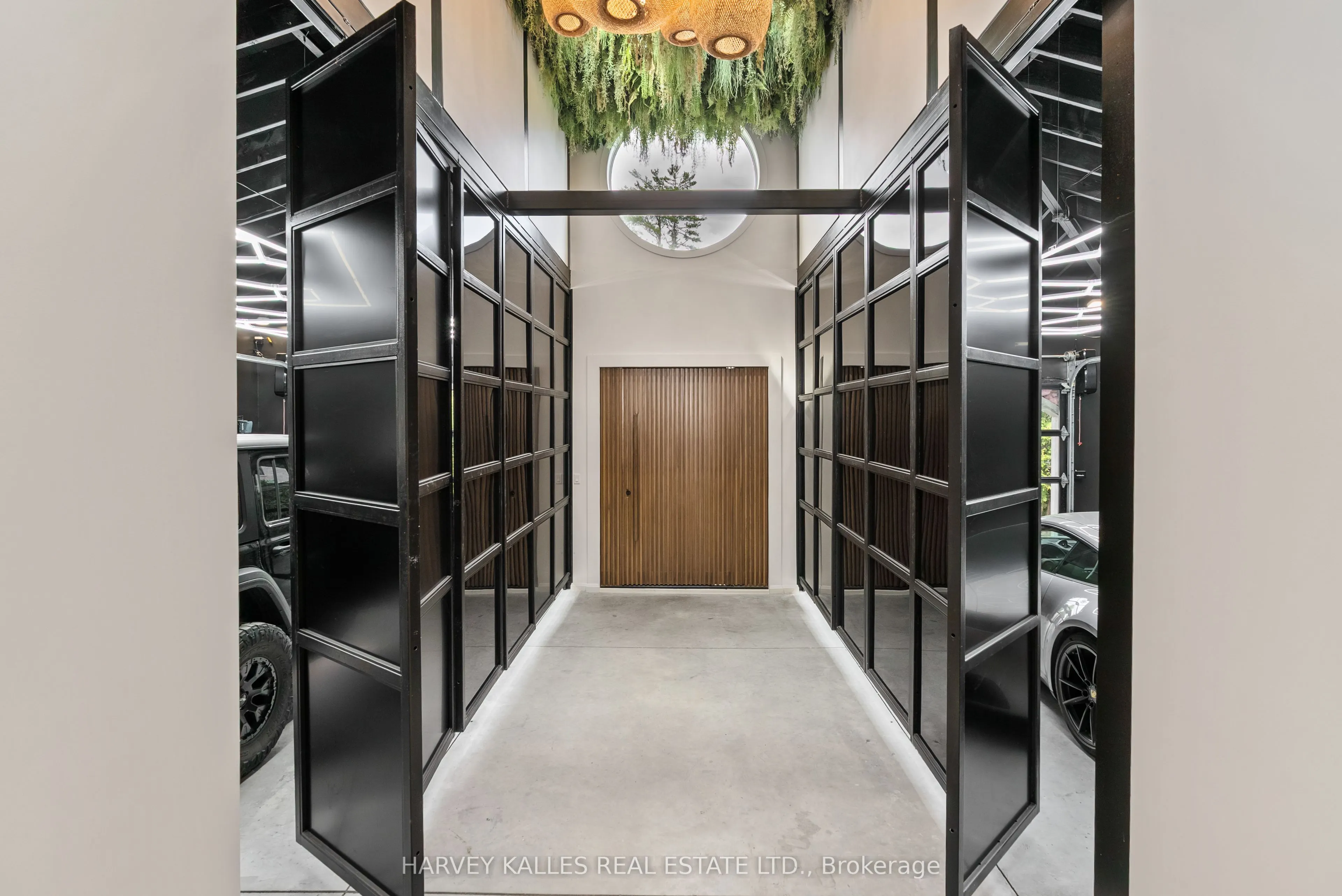 3421 Crescent Harbour Road