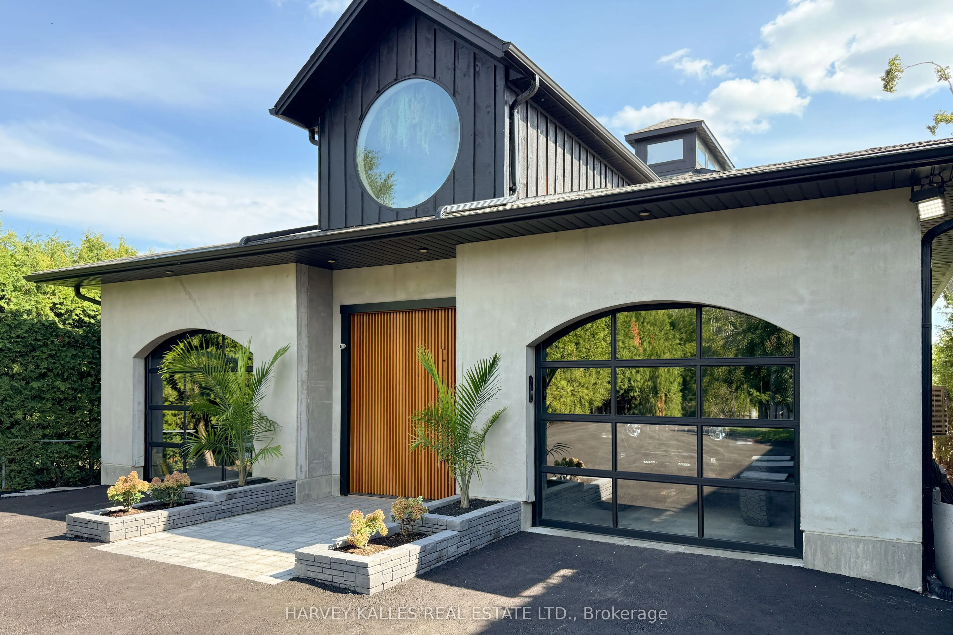 3421 Crescent Harbour Road