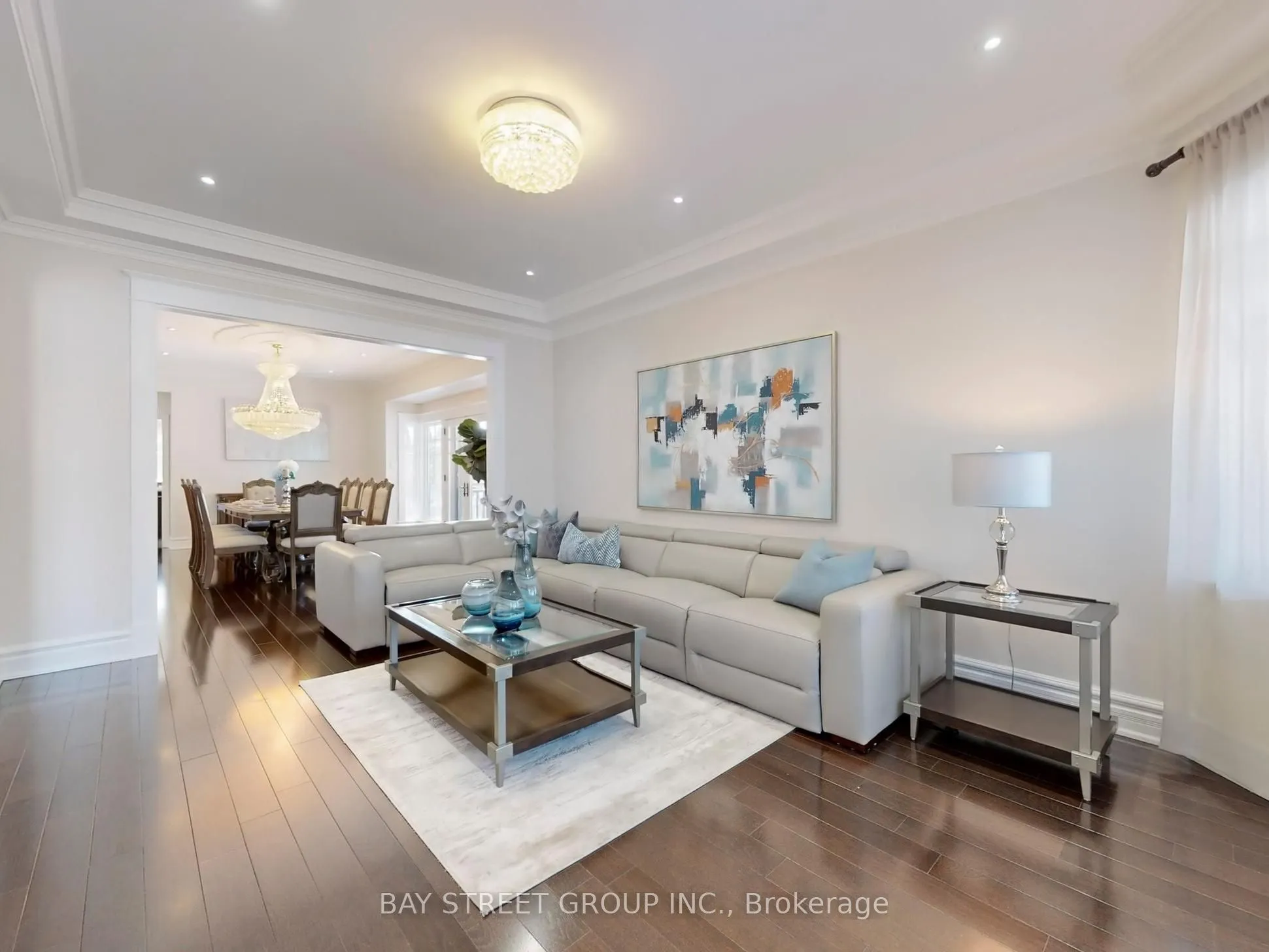 25 Brookshill Crescent