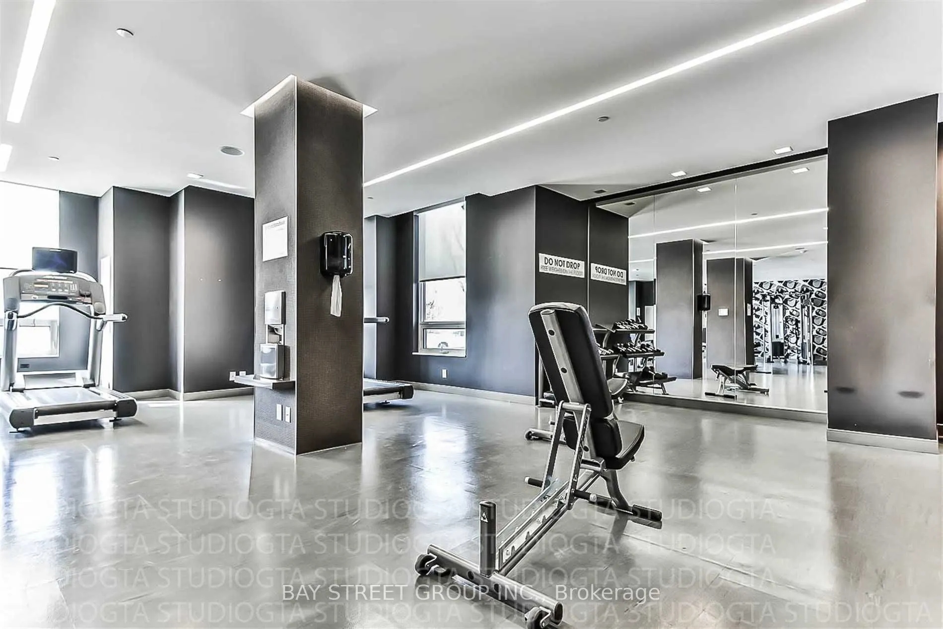 1 Uptown Drive, #1202