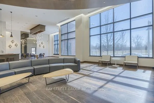 1 Uptown Drive, #1202