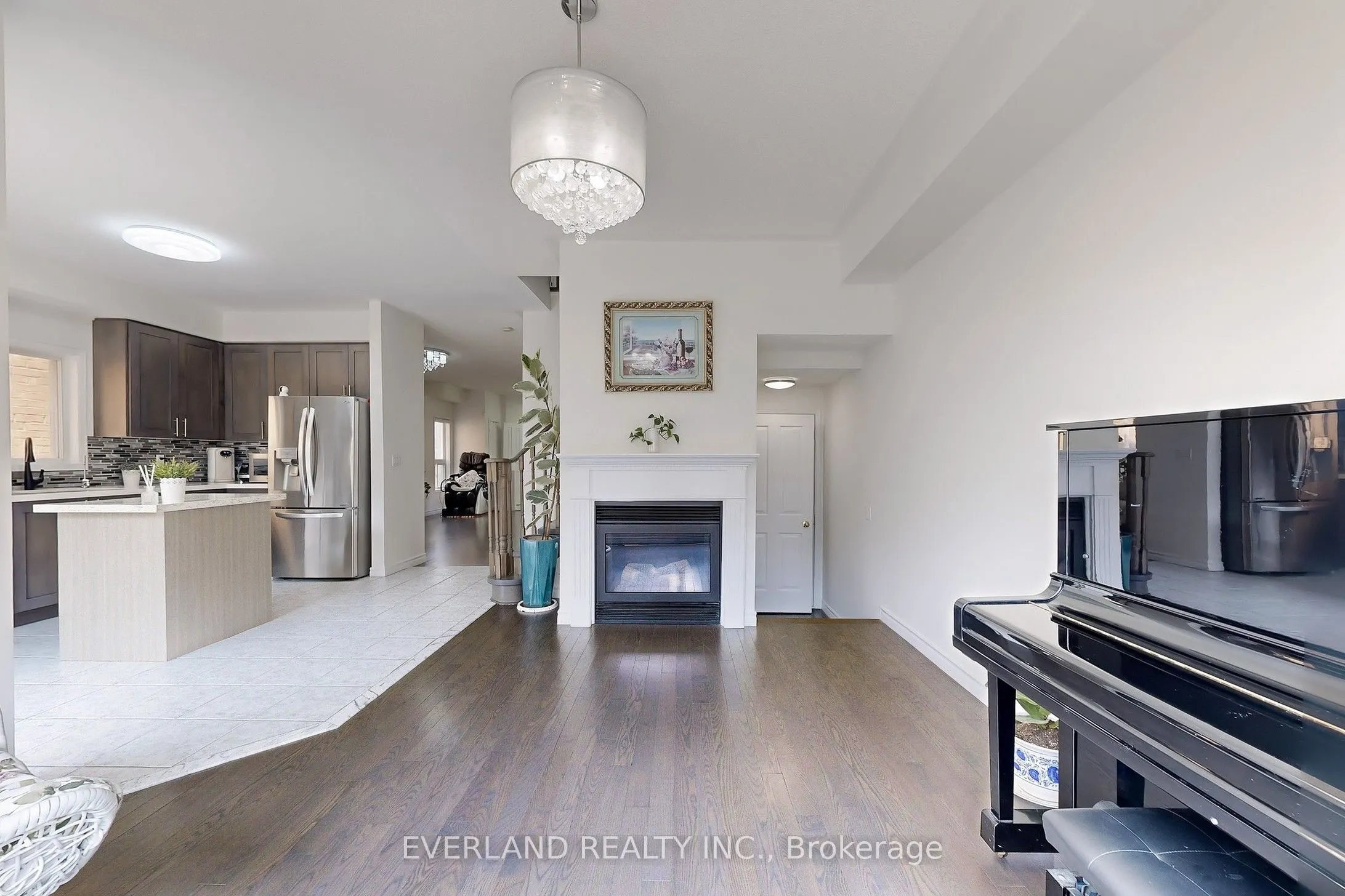 118 Orchard Hill Boulevard