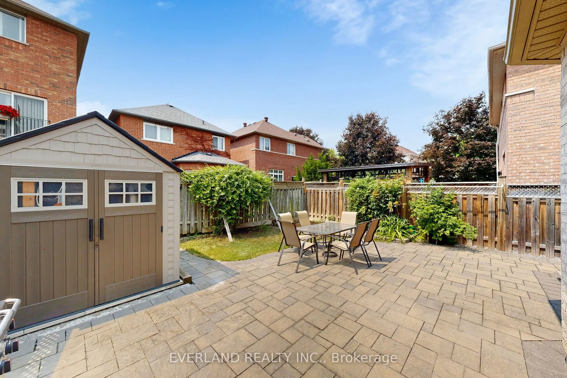 118 Orchard Hill Boulevard