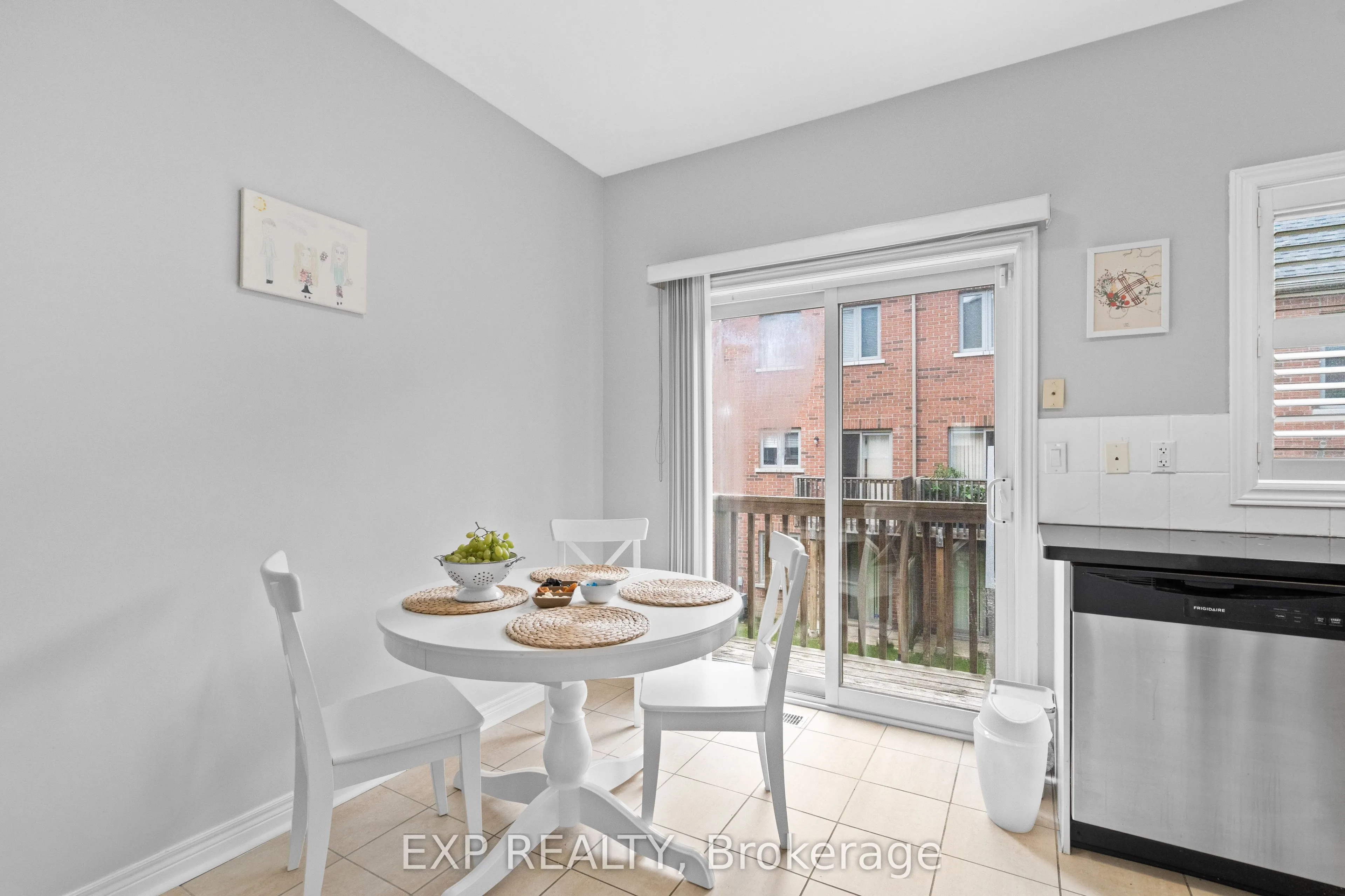 9133 Bayview Avenue, #90