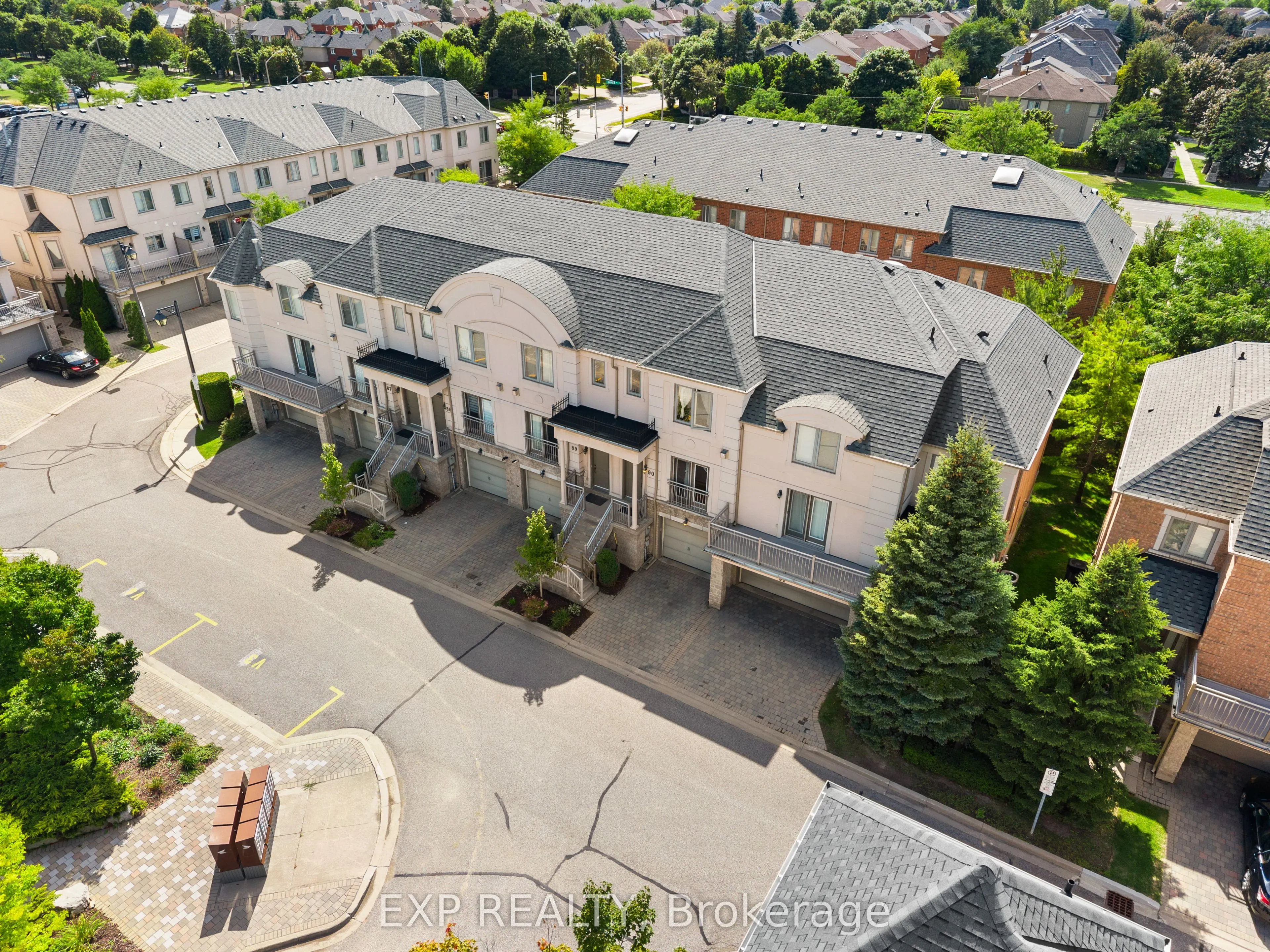 9133 Bayview Avenue, #90