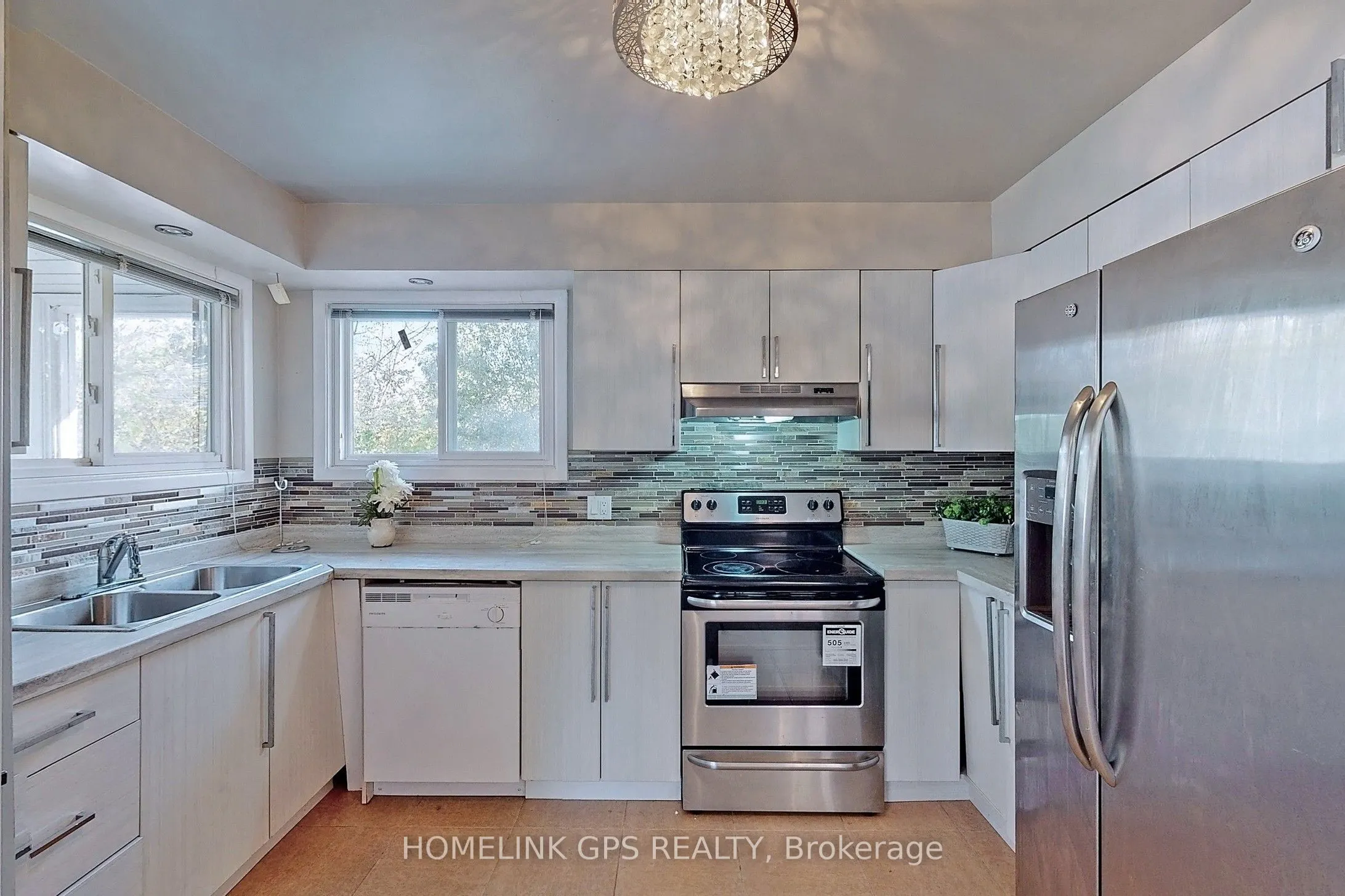 267 Elgin Mills Road W