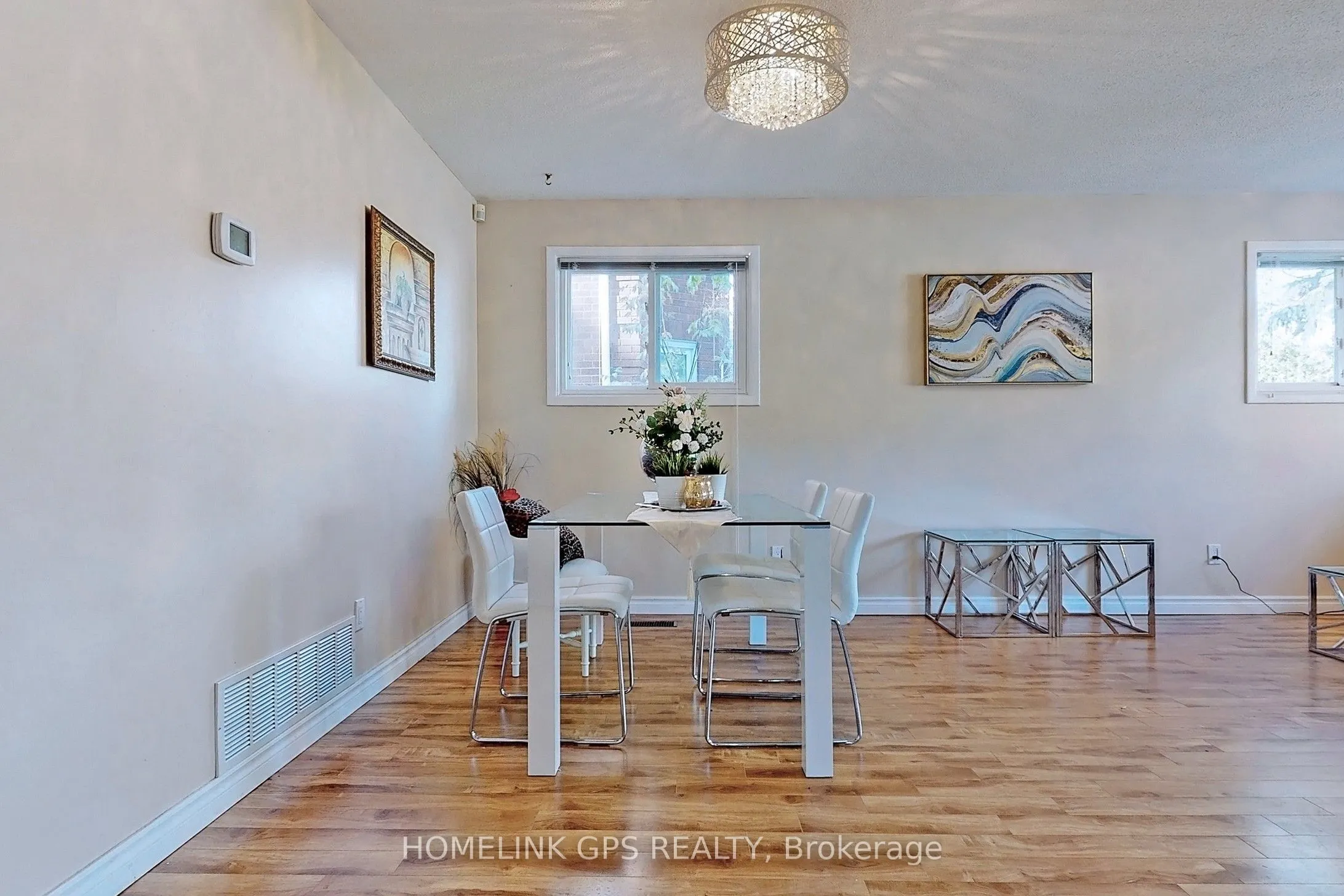 267 Elgin Mills Road W