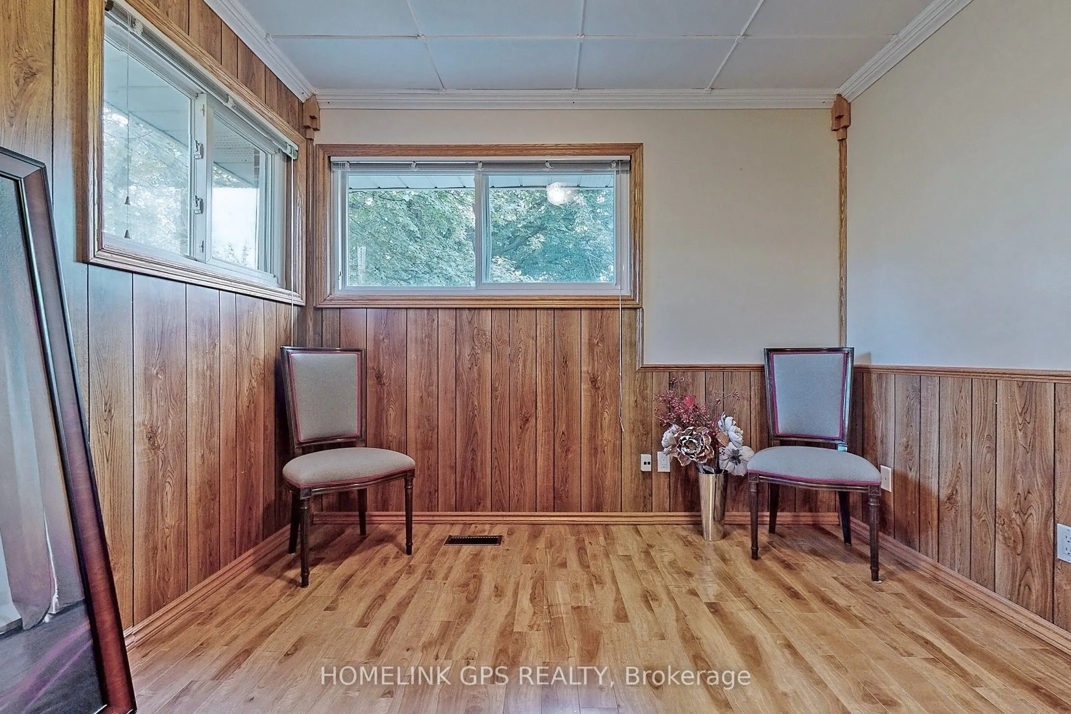 267 Elgin Mills Road W