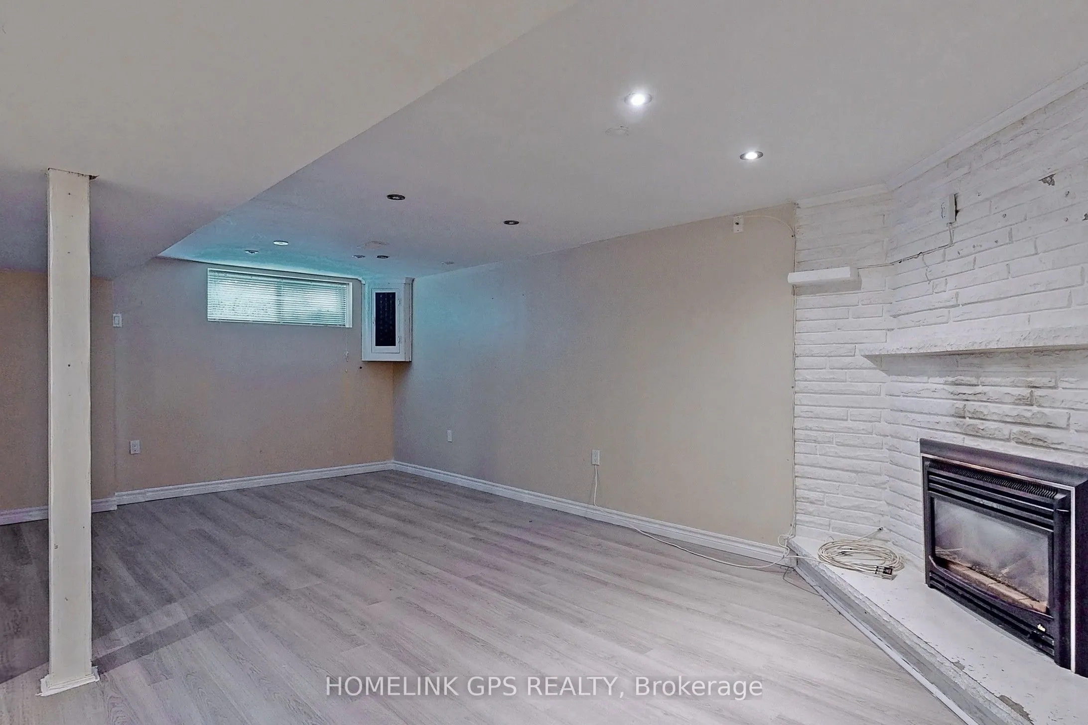 267 Elgin Mills Road W
